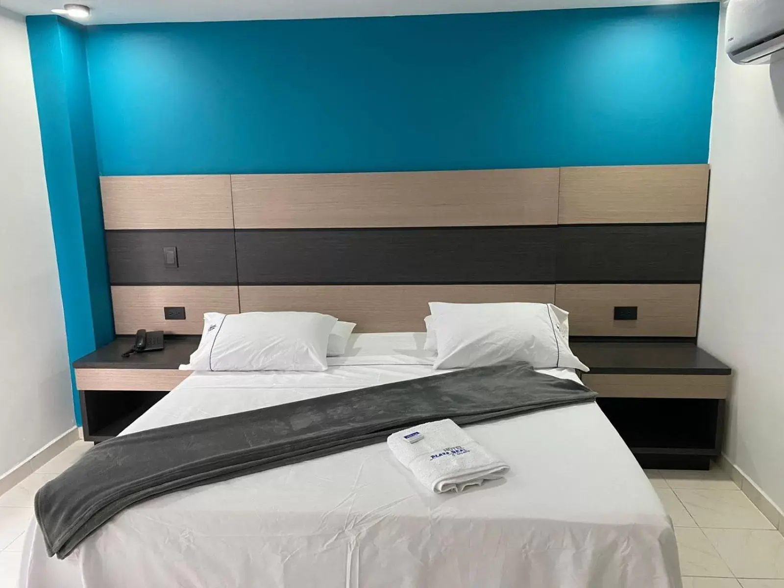 Deluxe Queen Room in Hotel Plaza Real Ocaña Deluxe Queen Room in Hotel Plaza Real Ocaña