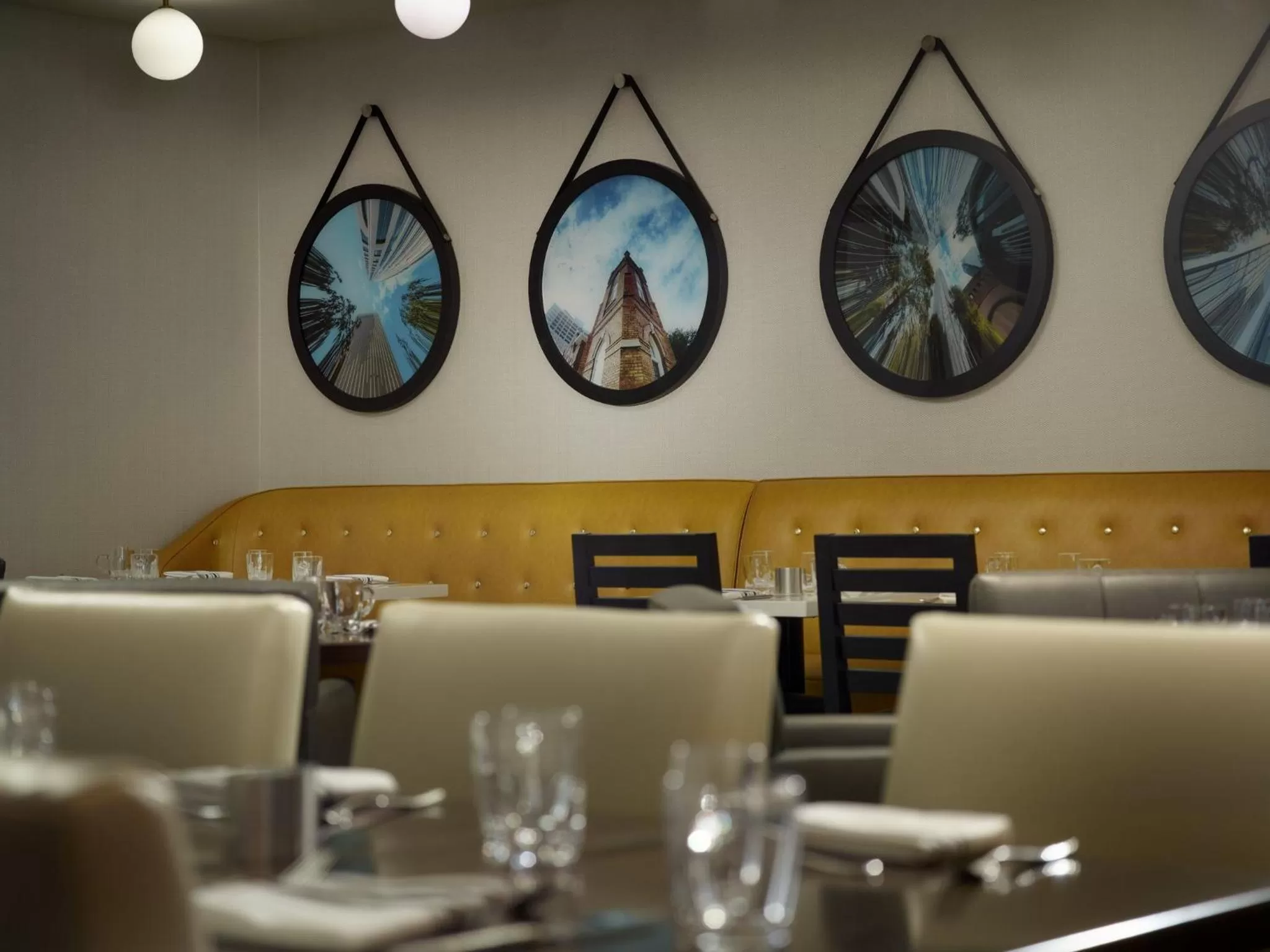 Restaurant/places to eat in Omni Charlotte Hotel