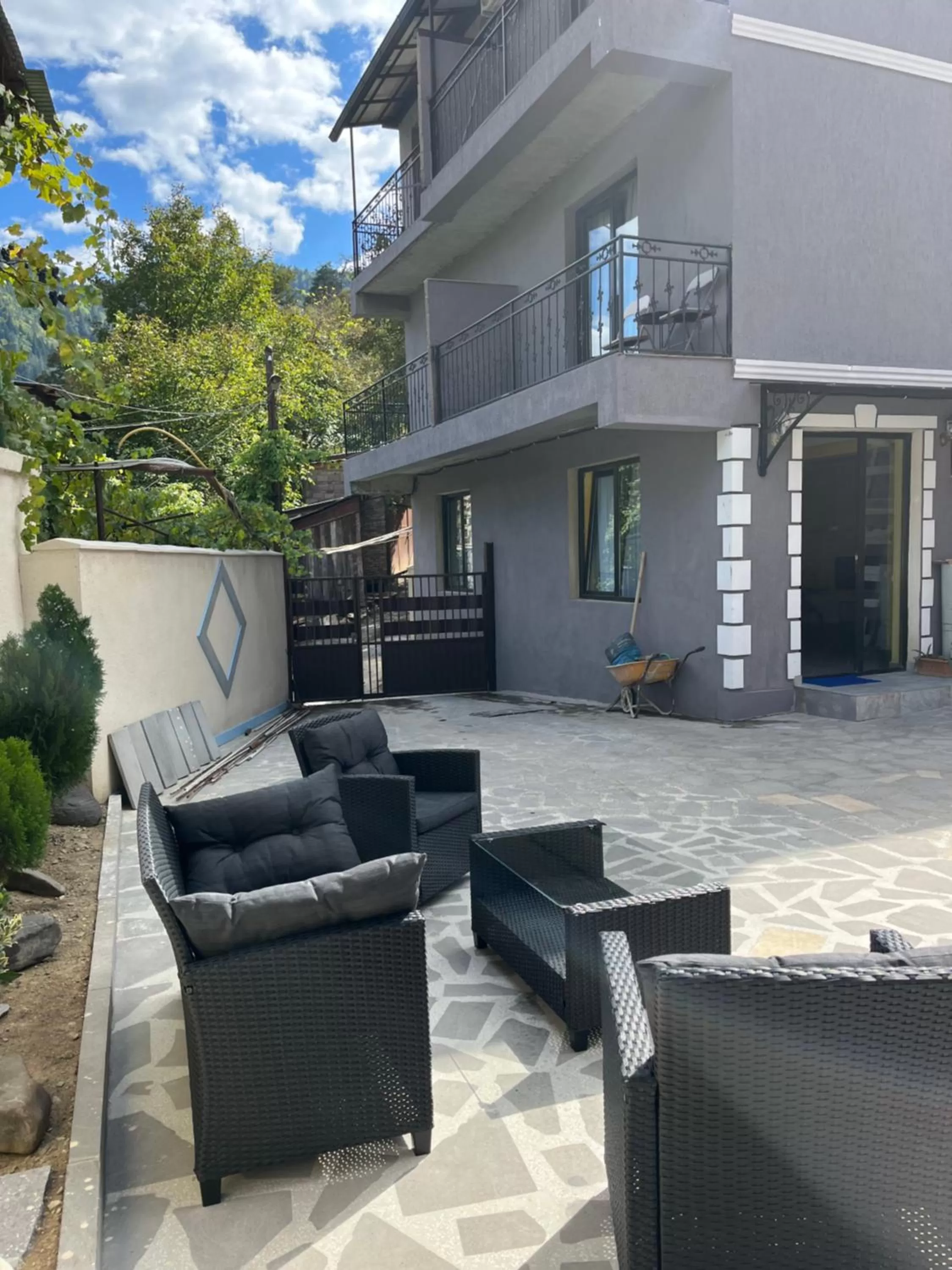 Hotel Sunny Days Borjomi