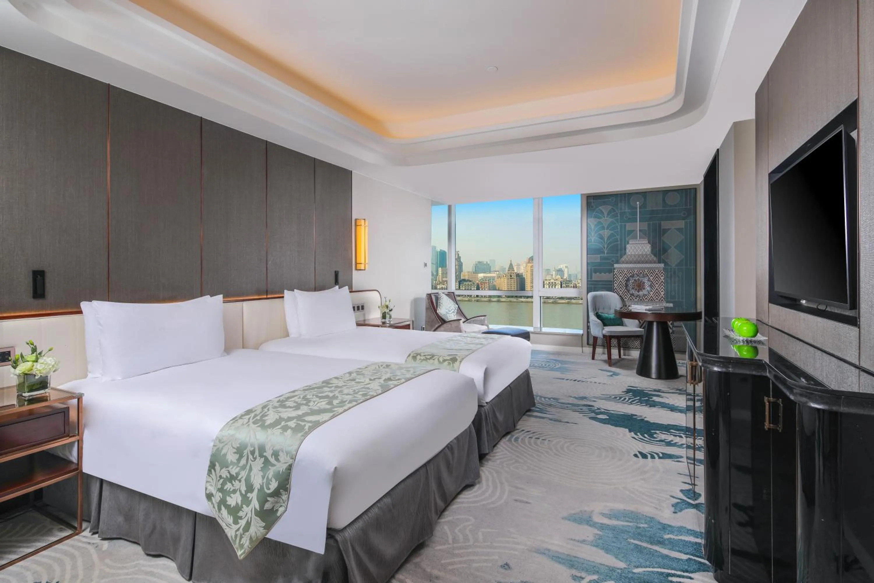 Superior Twin Room with River View in Oriental Riverside Bund View Hotel (Shanghai International Convention Center)