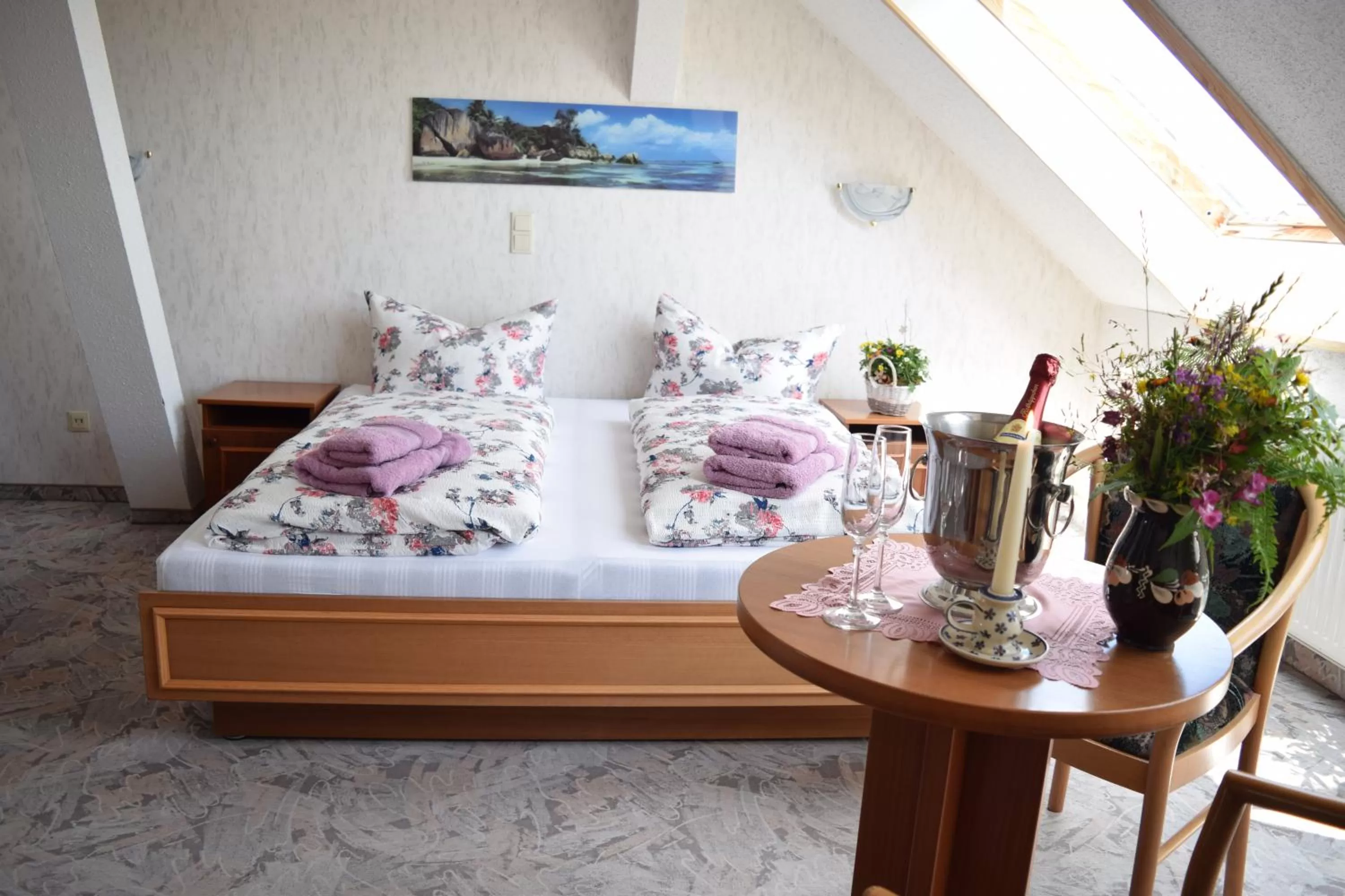 Photo of the whole room, Bed in Hotel Carola