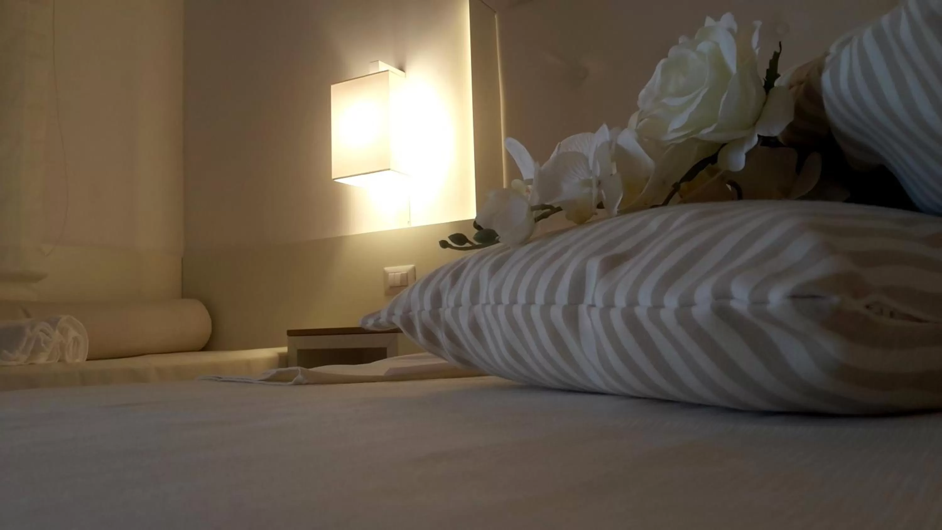 Decorative detail, Bed in Villa Principe Di Belmonte