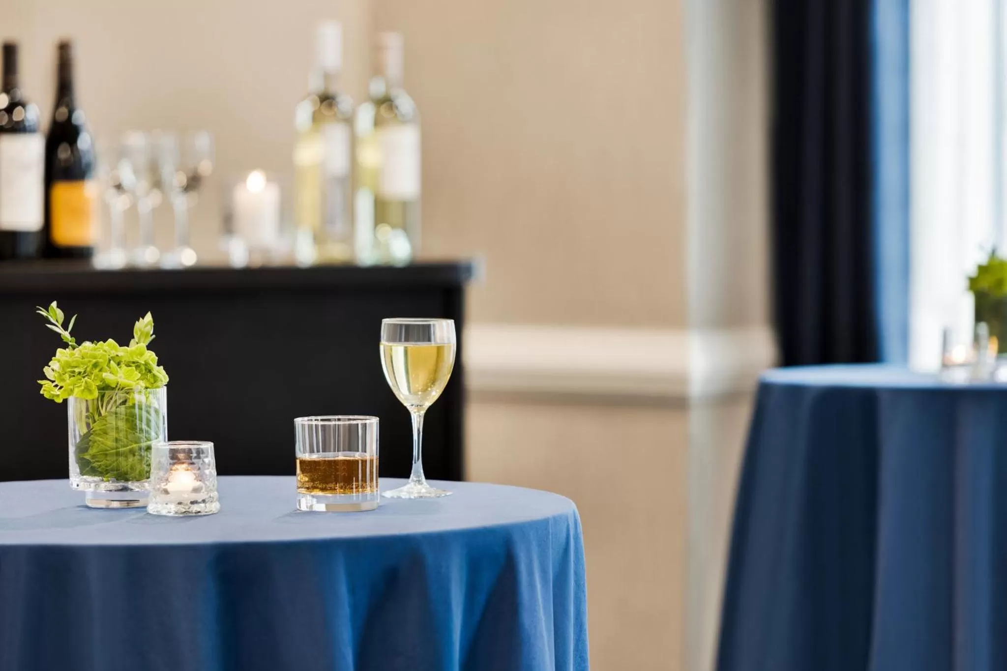 Meeting/conference room in Crowne Plaza Cleveland at Playhouse Square by IHG