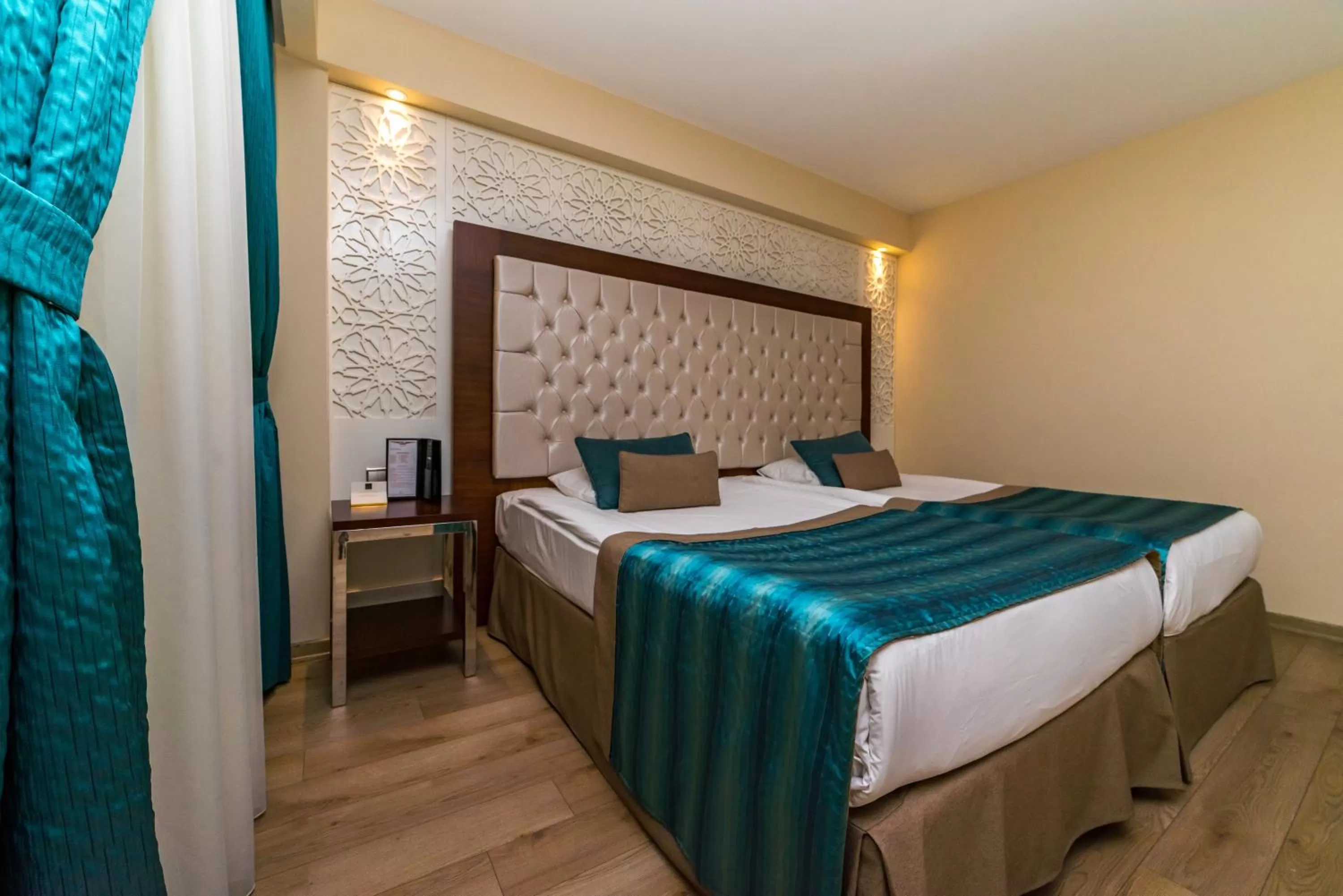 Massage, Bed in Kamelya Selin Hotel Luxury Resort & SPA