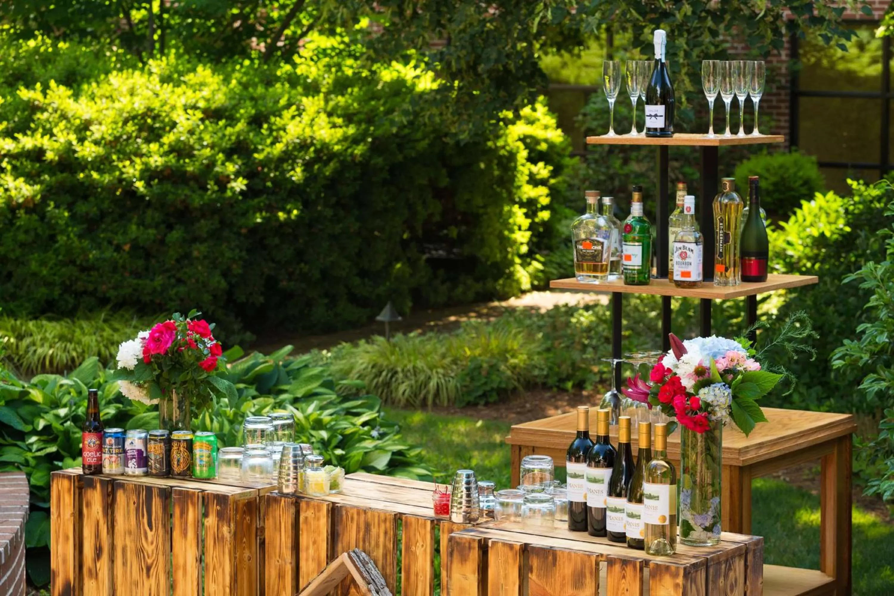 Lounge or bar in DoubleTree by Hilton Biltmore/Asheville