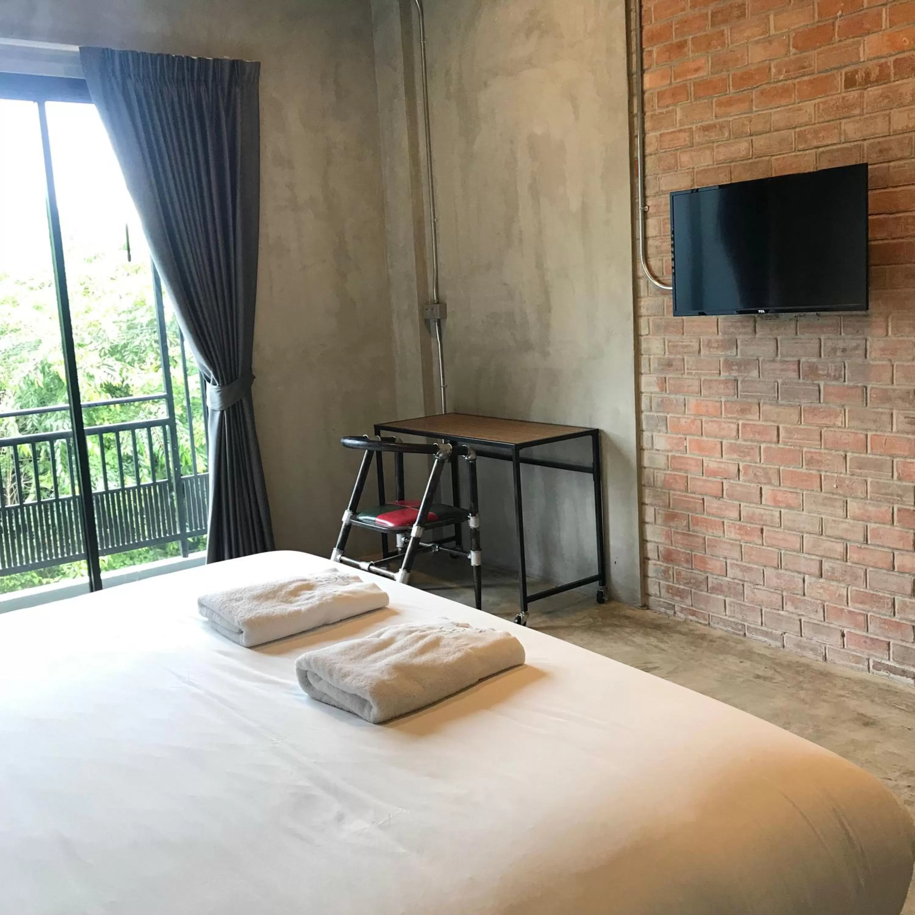 Communal lounge/ TV room, Bed in Mosstel