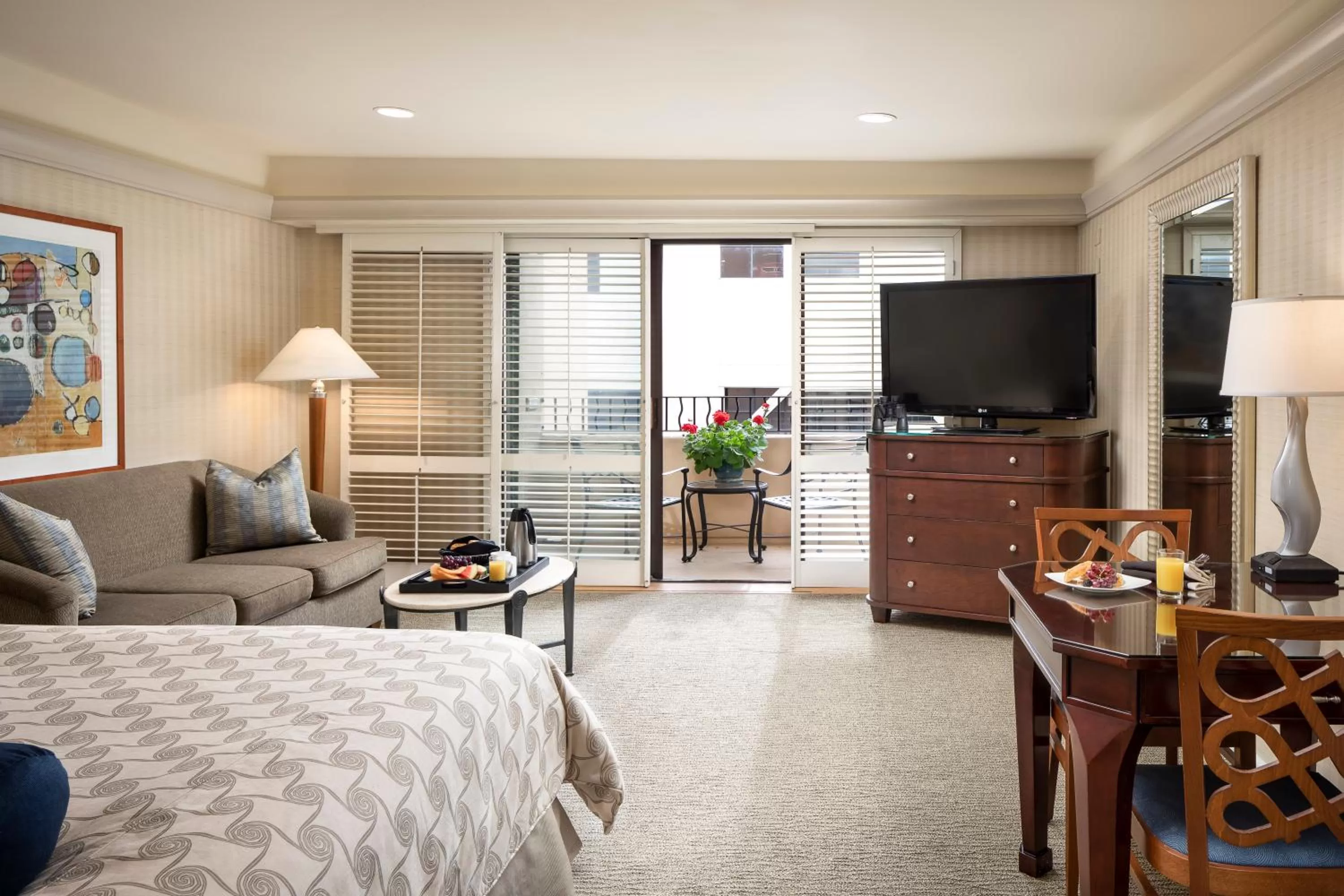 City view in Monterey Bay Inn