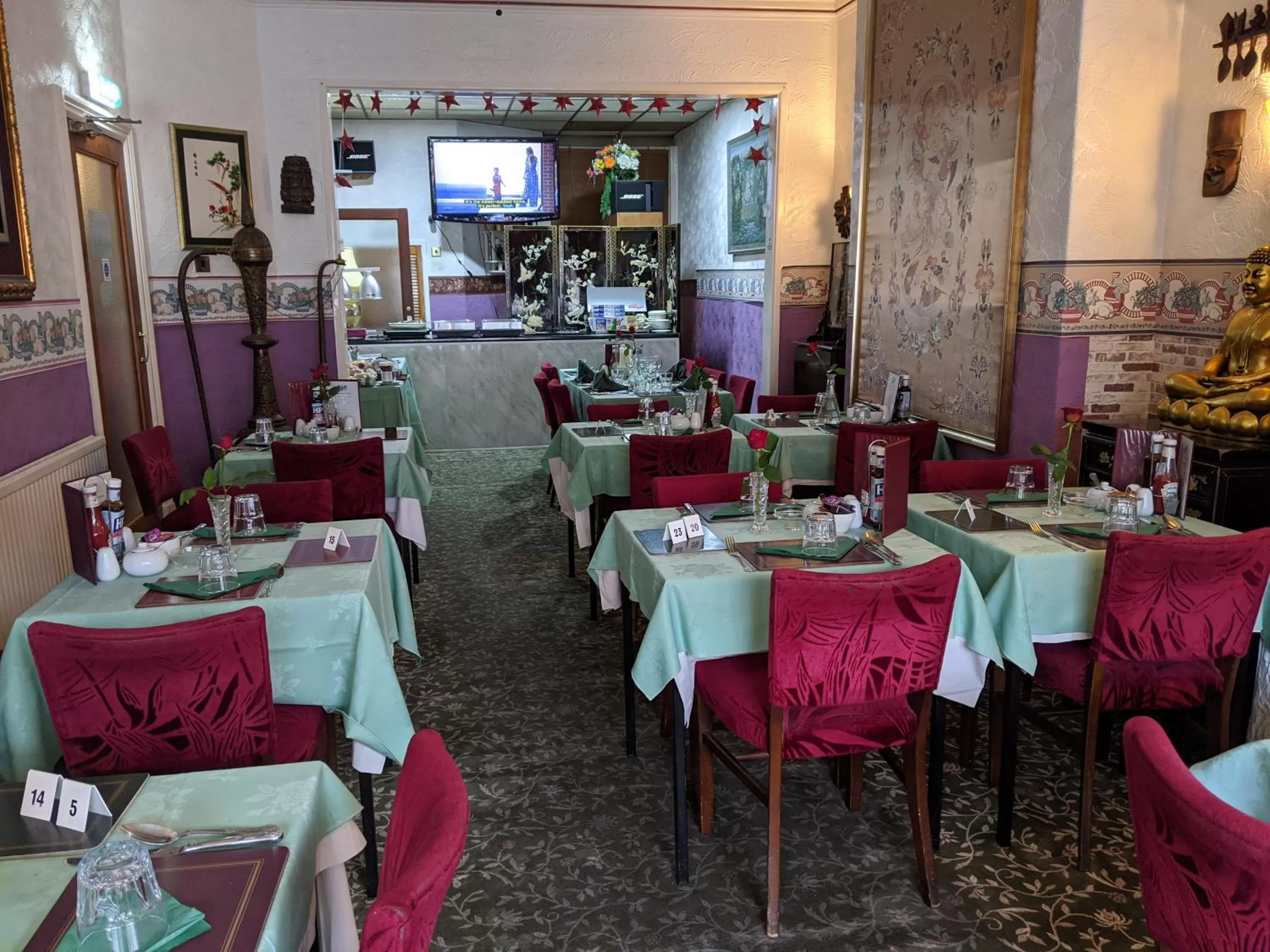 Breakfast in The New Guilderoy Hotel