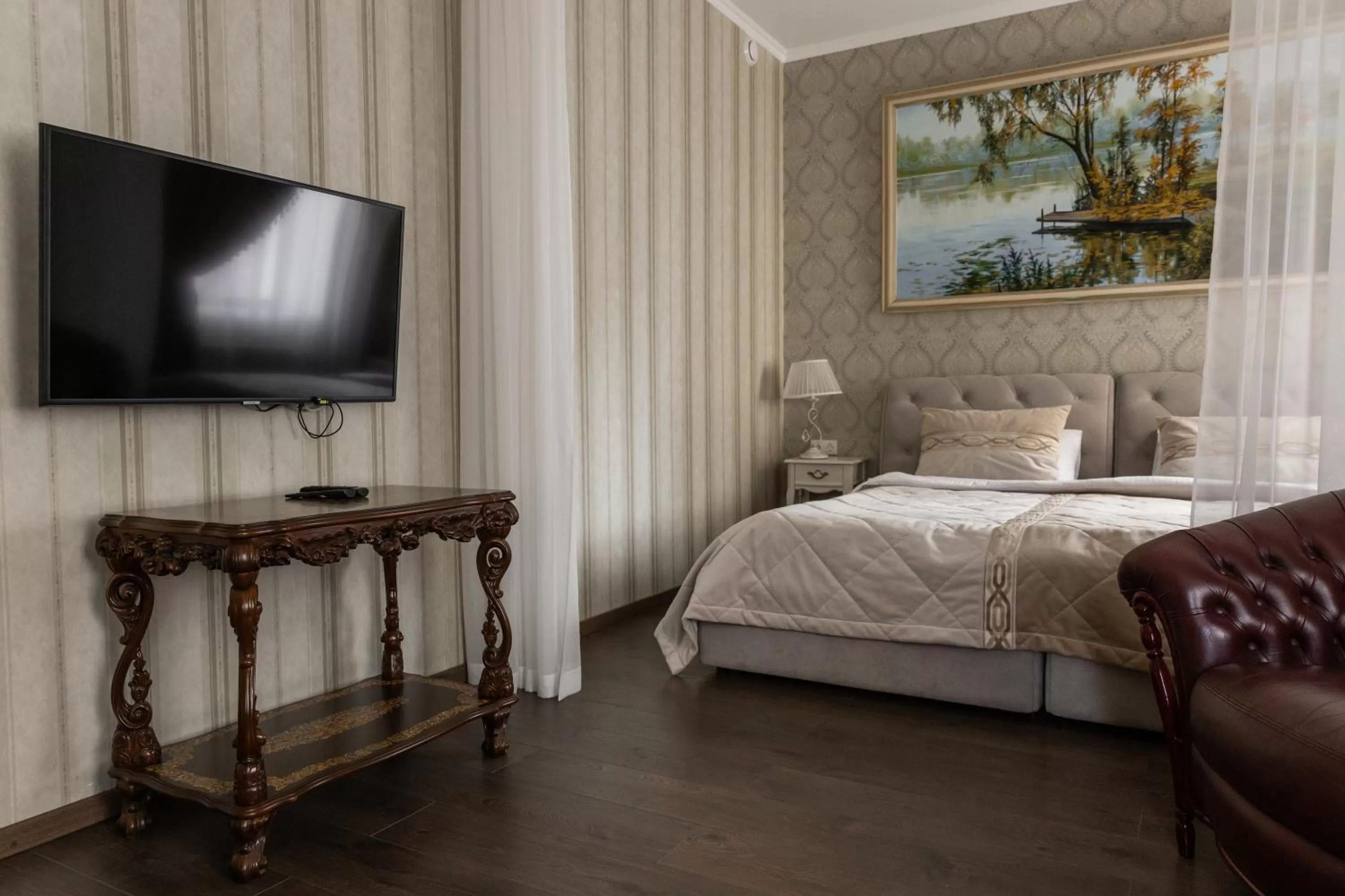 Bed in Hotel "Mandarin Clubhouse"