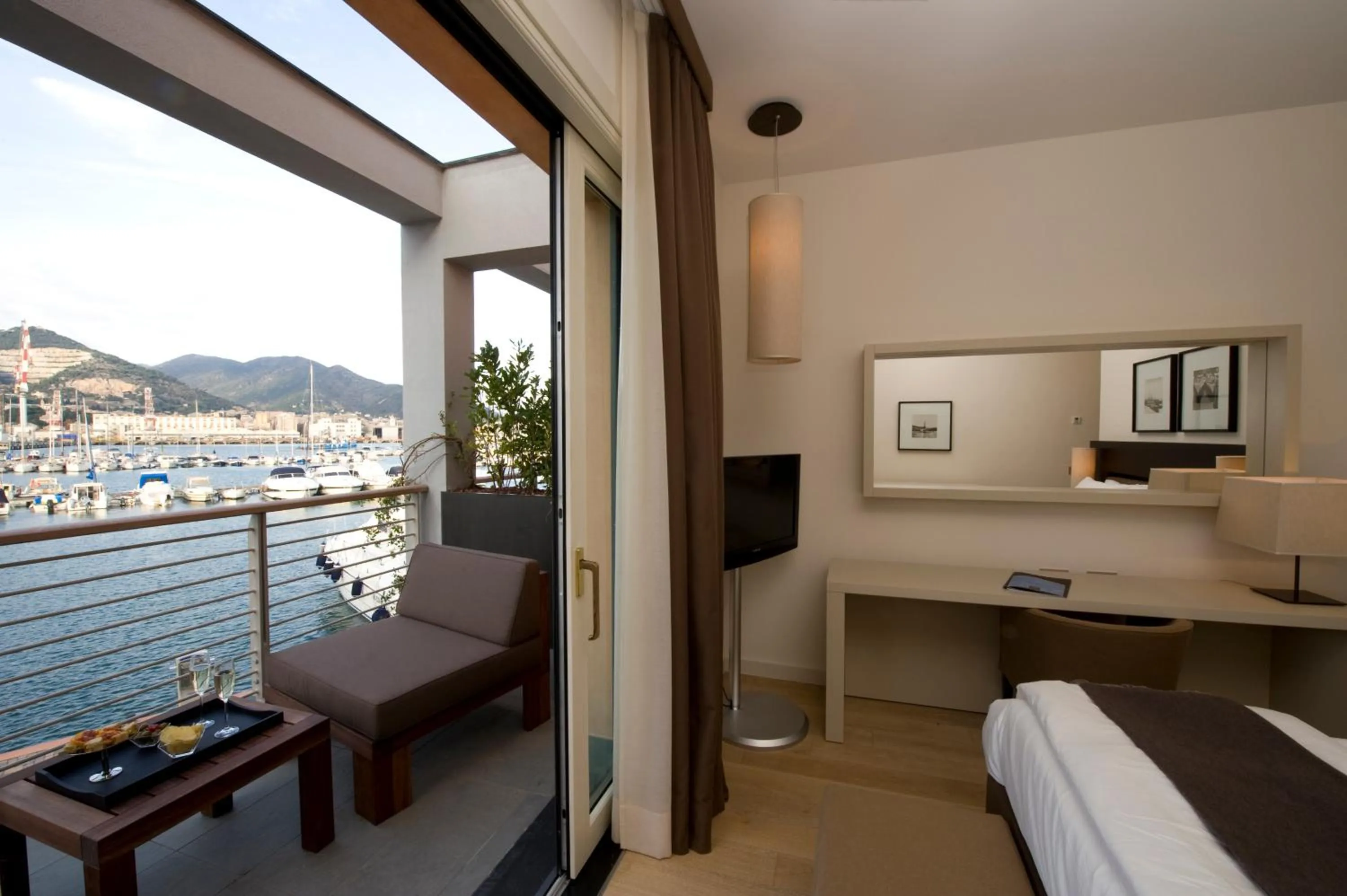 View (from property/room), Bed in Marina Place Resort