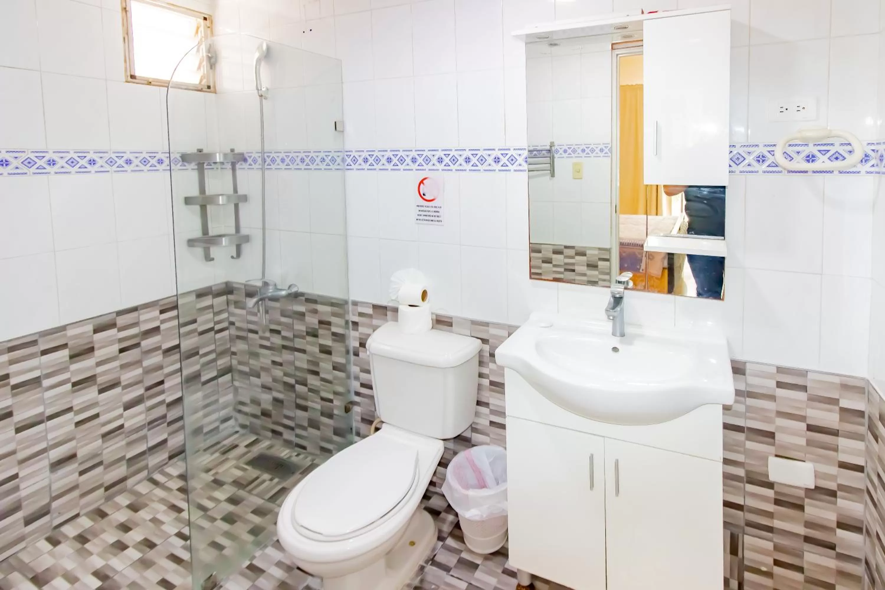 Shower in Hotel La Casona Dorada