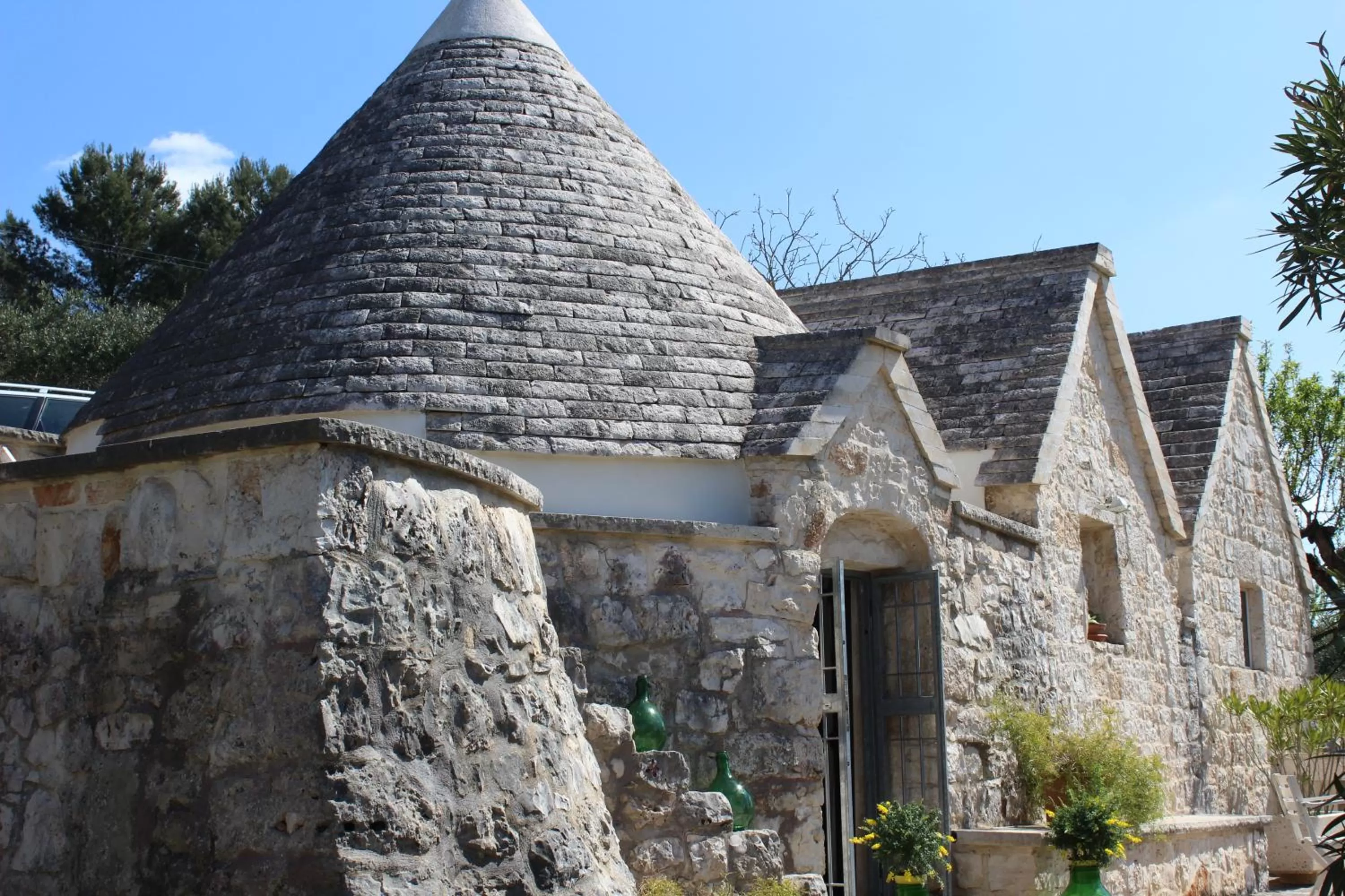 Property building in Trulli Terra Magica