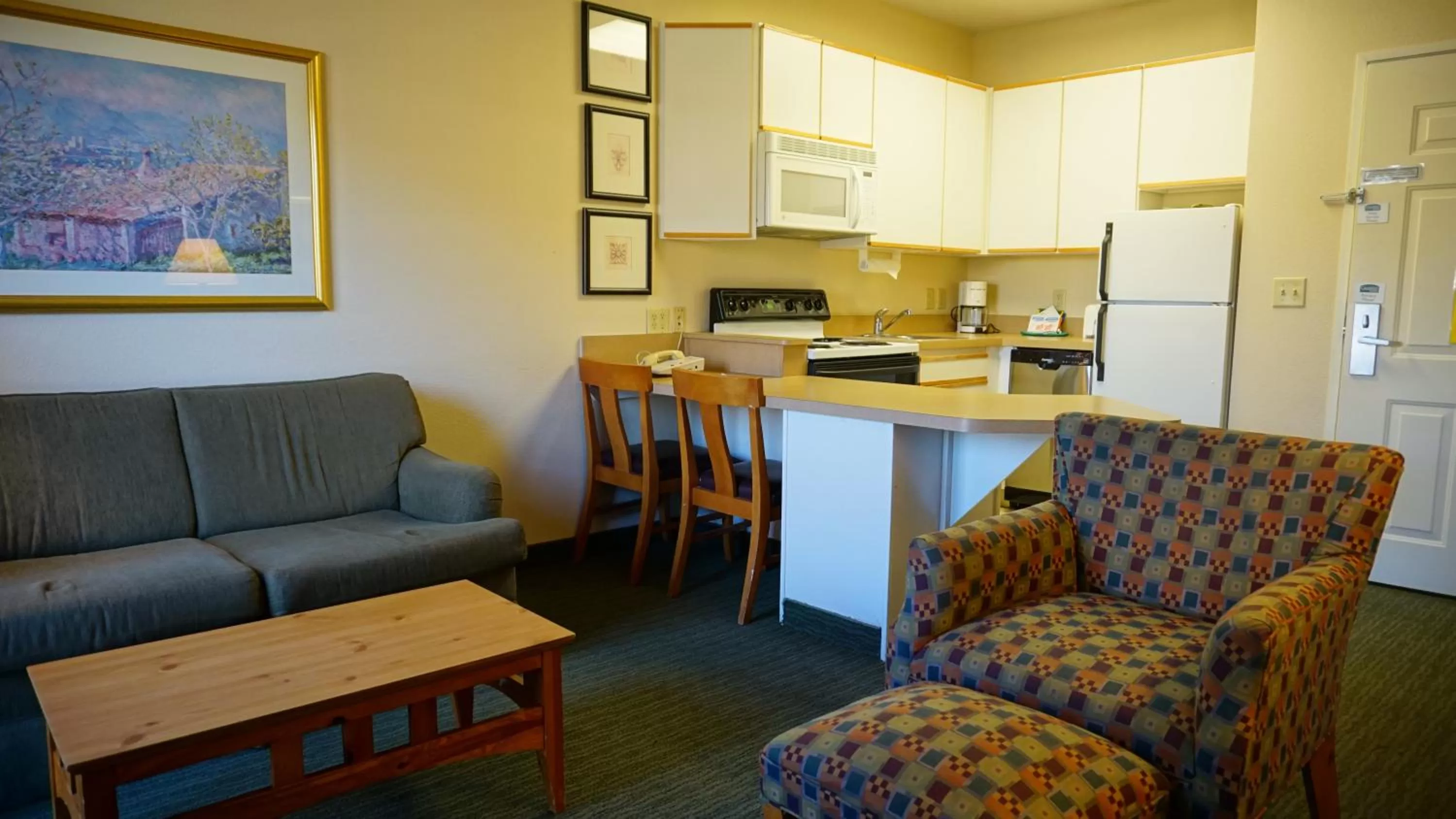 Kitchen or kitchenette in Baymont by Wyndham Wichita East