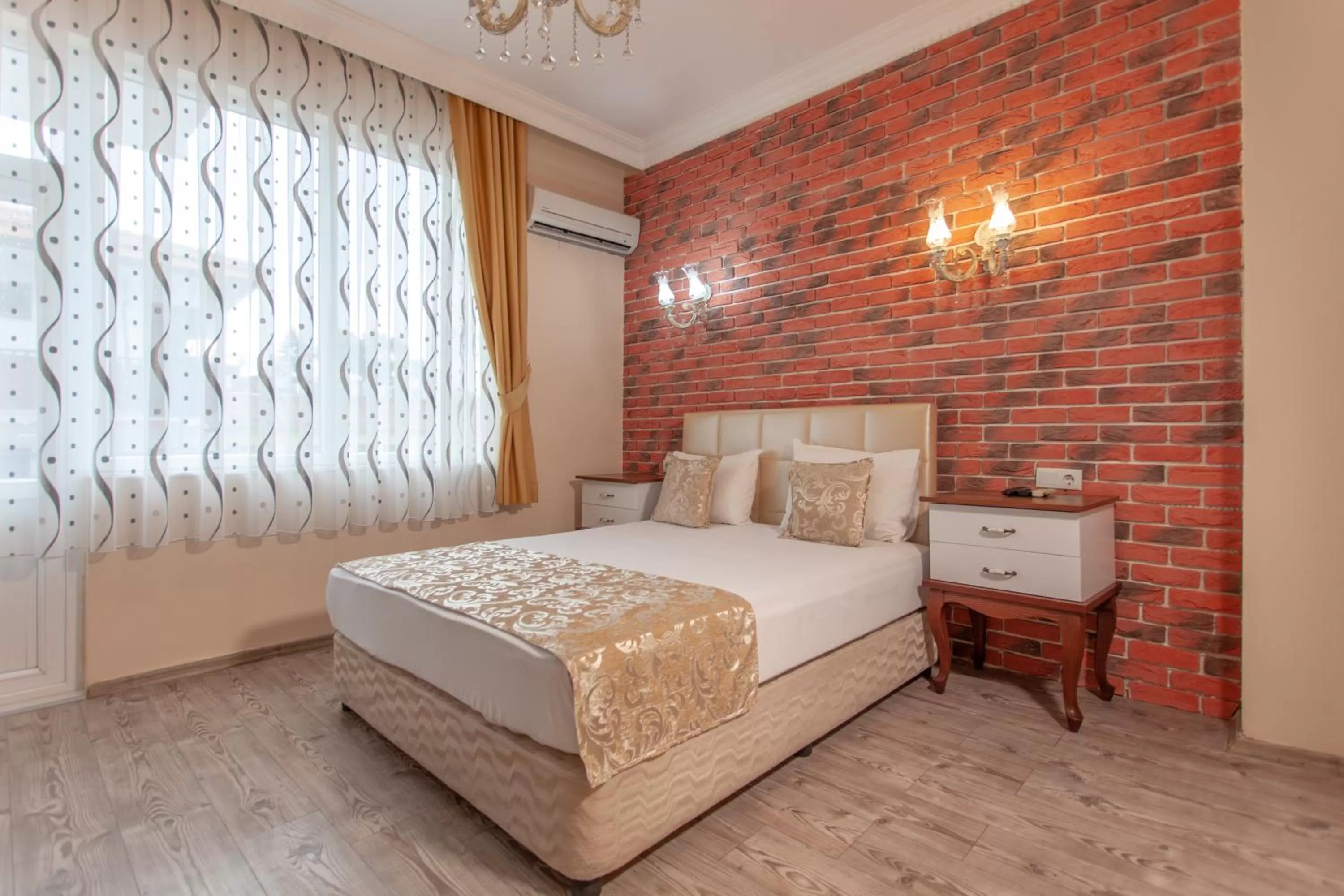 Bedroom, Bed in Ozmen Hotel Old Town Kaleiçi