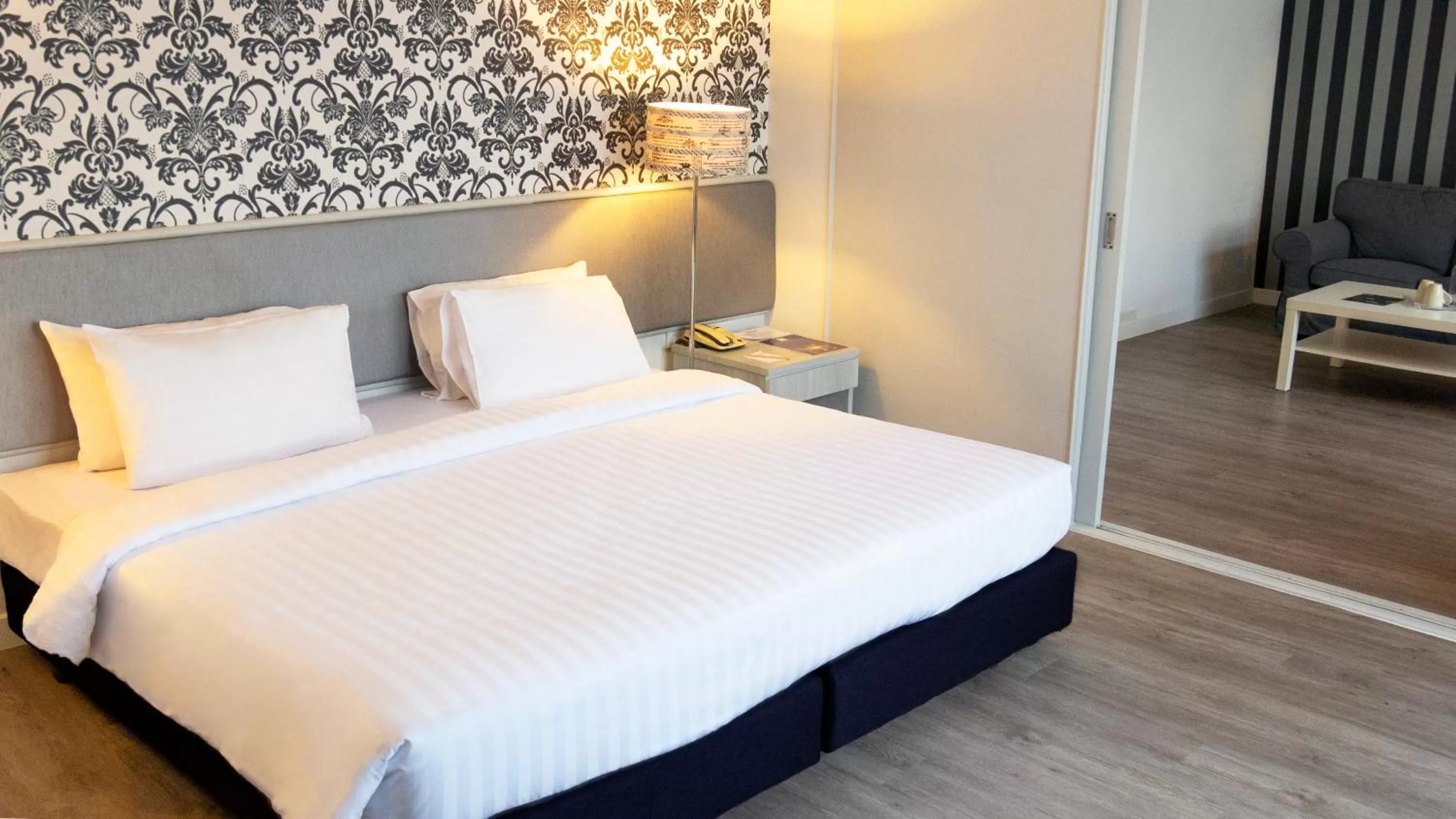 Bed in Trang Hotel Bangkok - SHA Plus