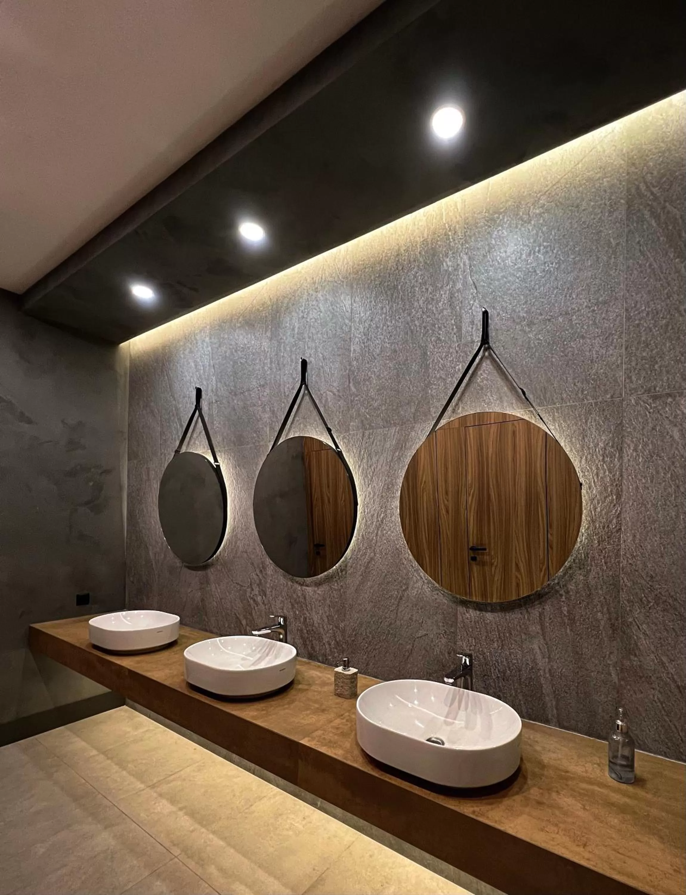 Bathroom in Hotel Fregat