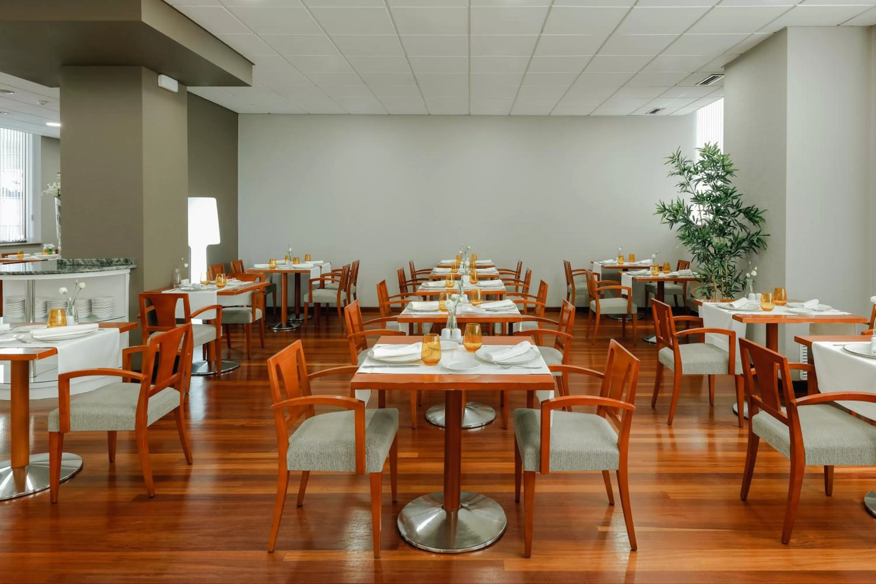 Restaurant/places to eat in Hesperia Vigo