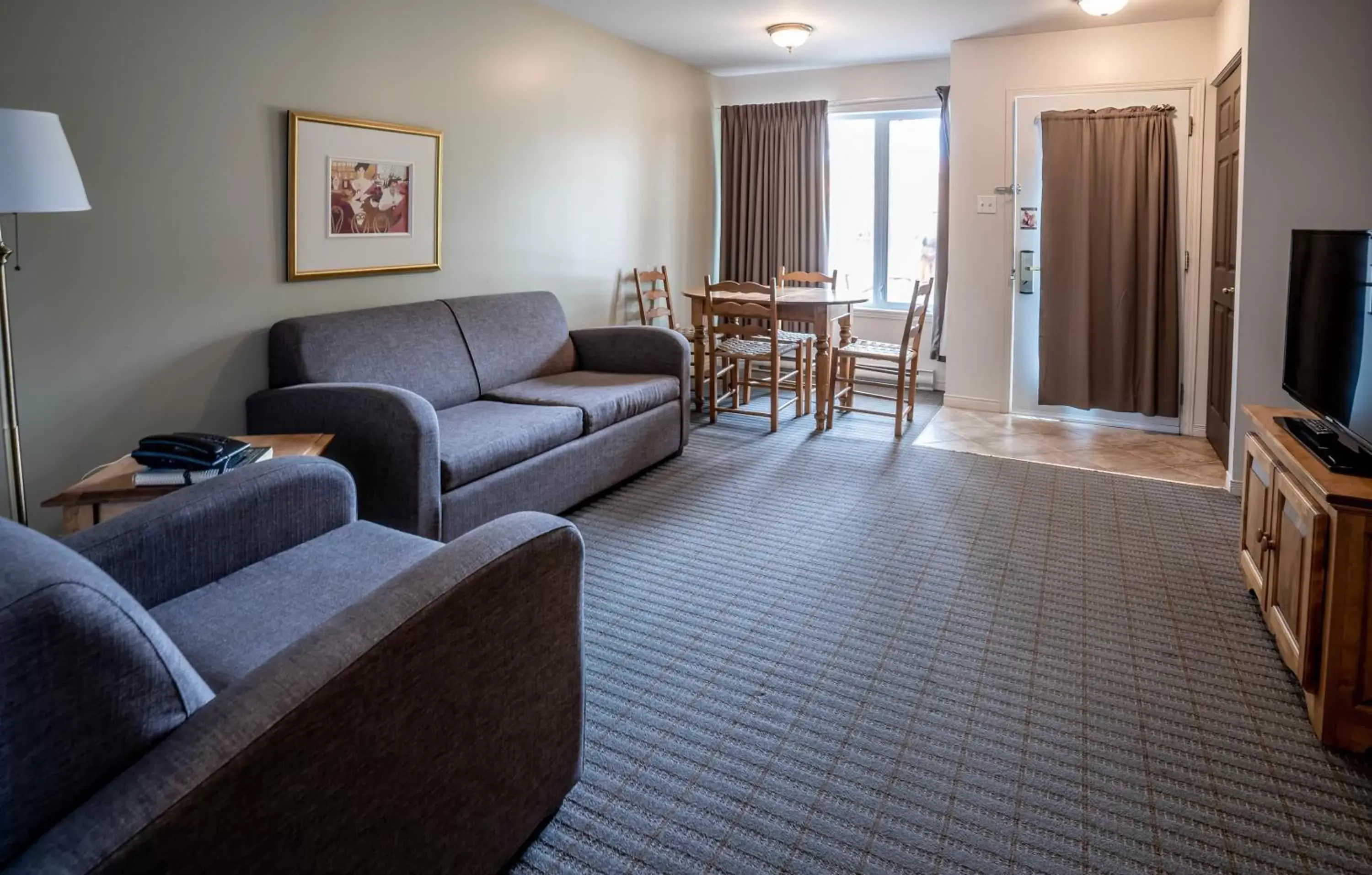 Superior Family Room in Hôtel Chéribourg Superior Family Room in Hôtel Chéribourg