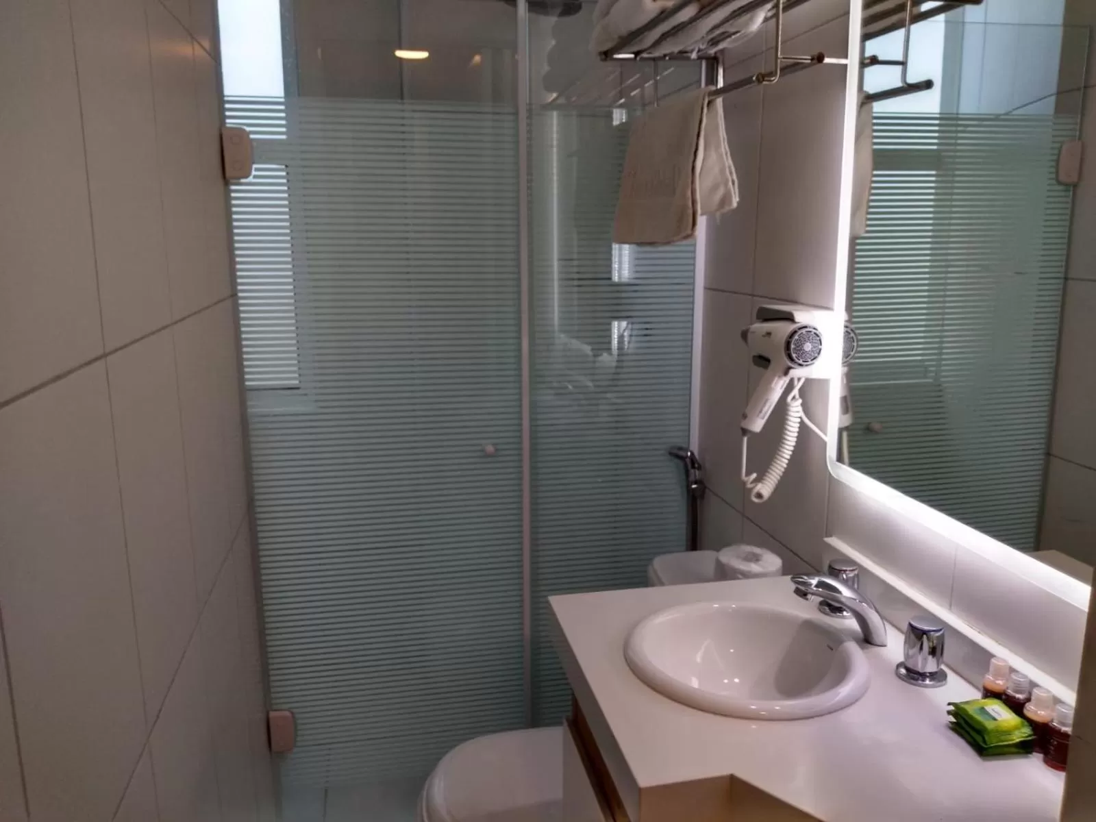 Bathroom in Hotel Global Grupos