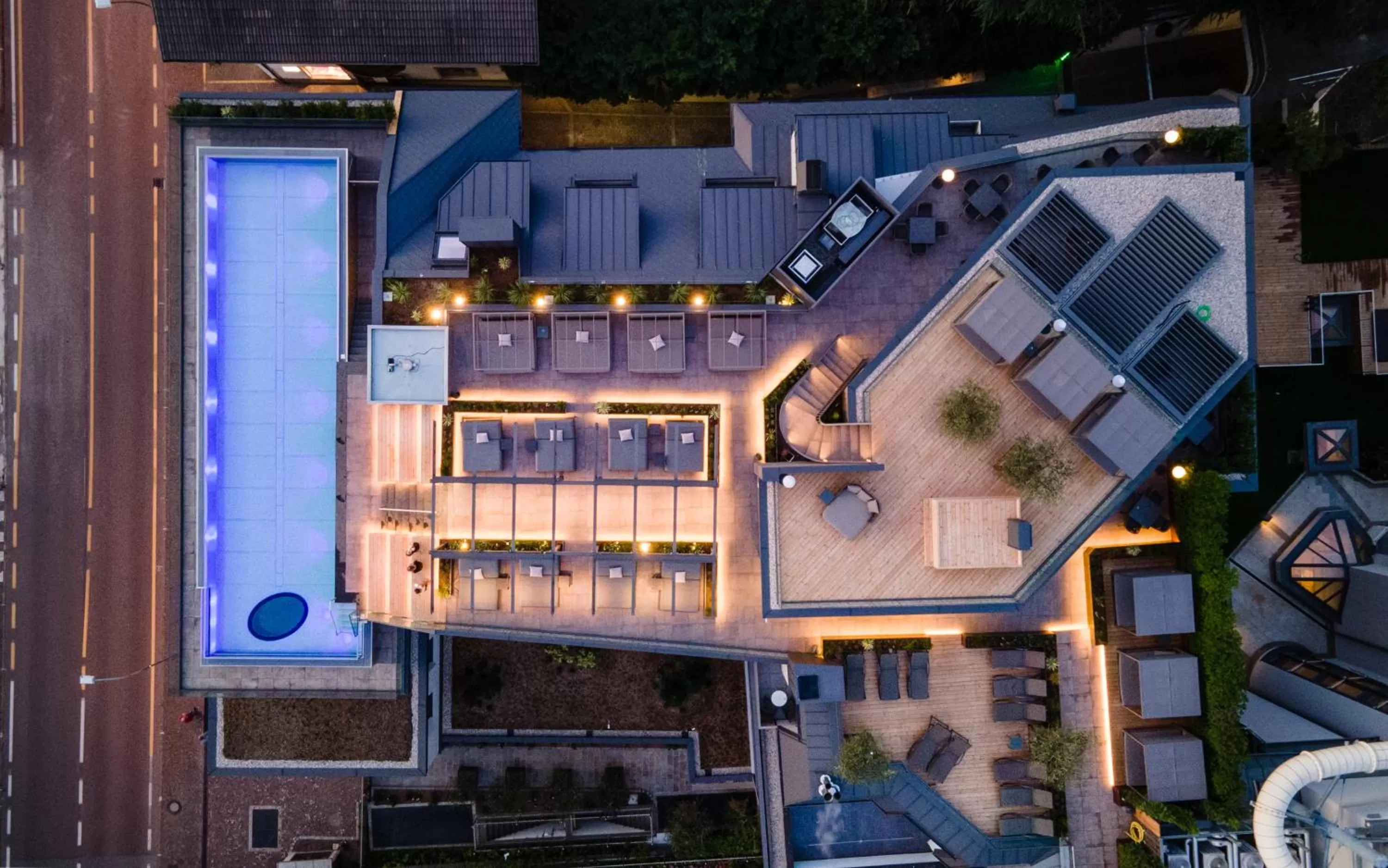 Property building in Hotel Ideal Park