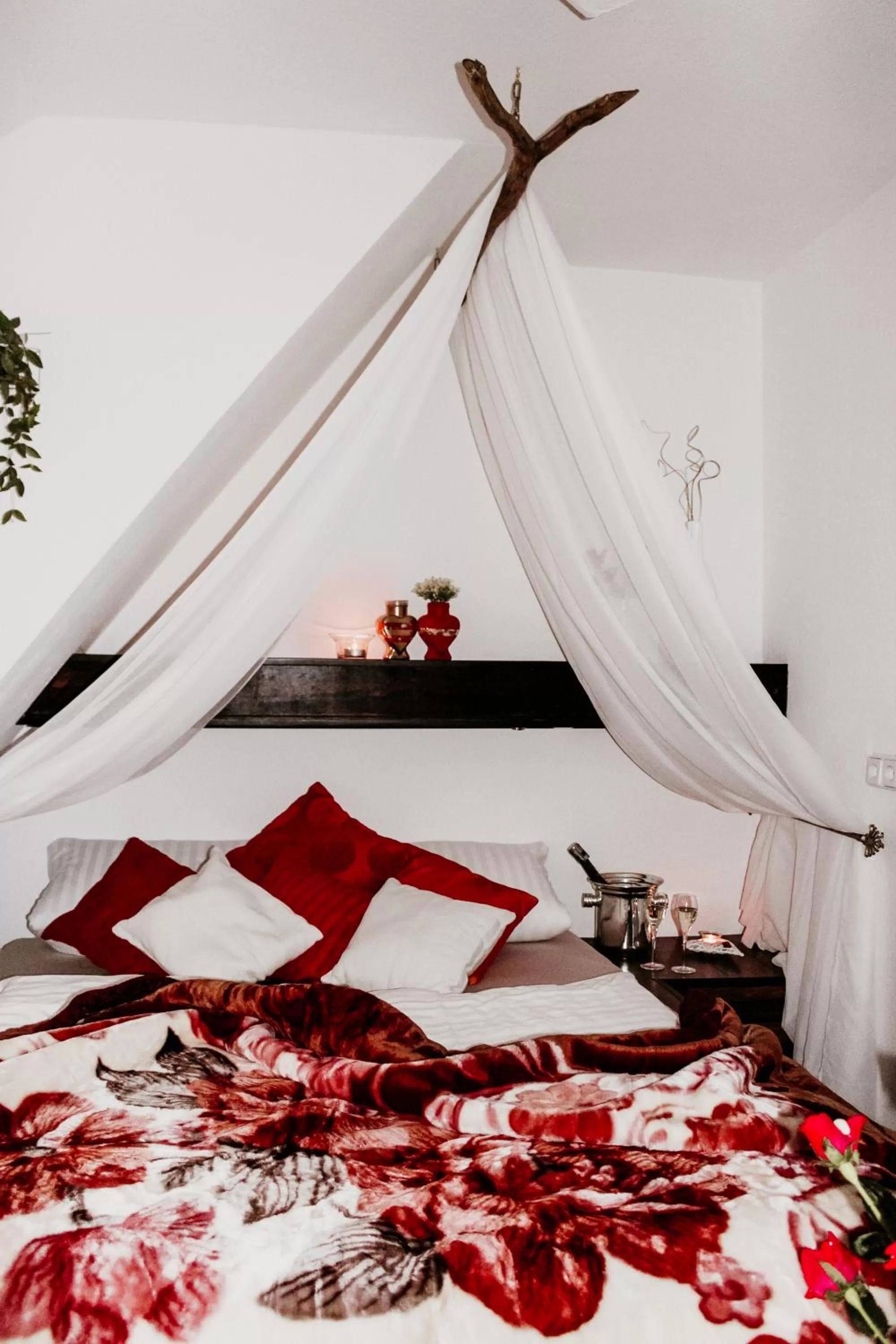 Bedroom, Bed in Forsthaus-Ferienhotel am Dobrock