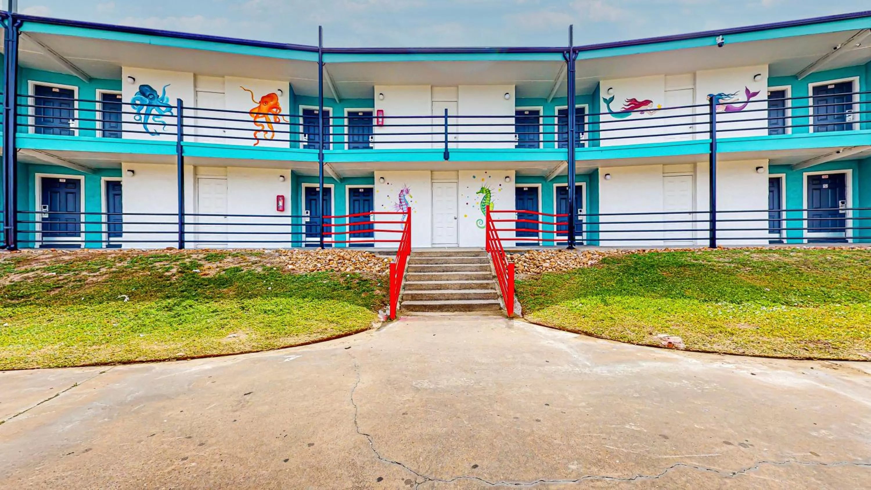 Property building in CRYSTAL PALACE RESORT