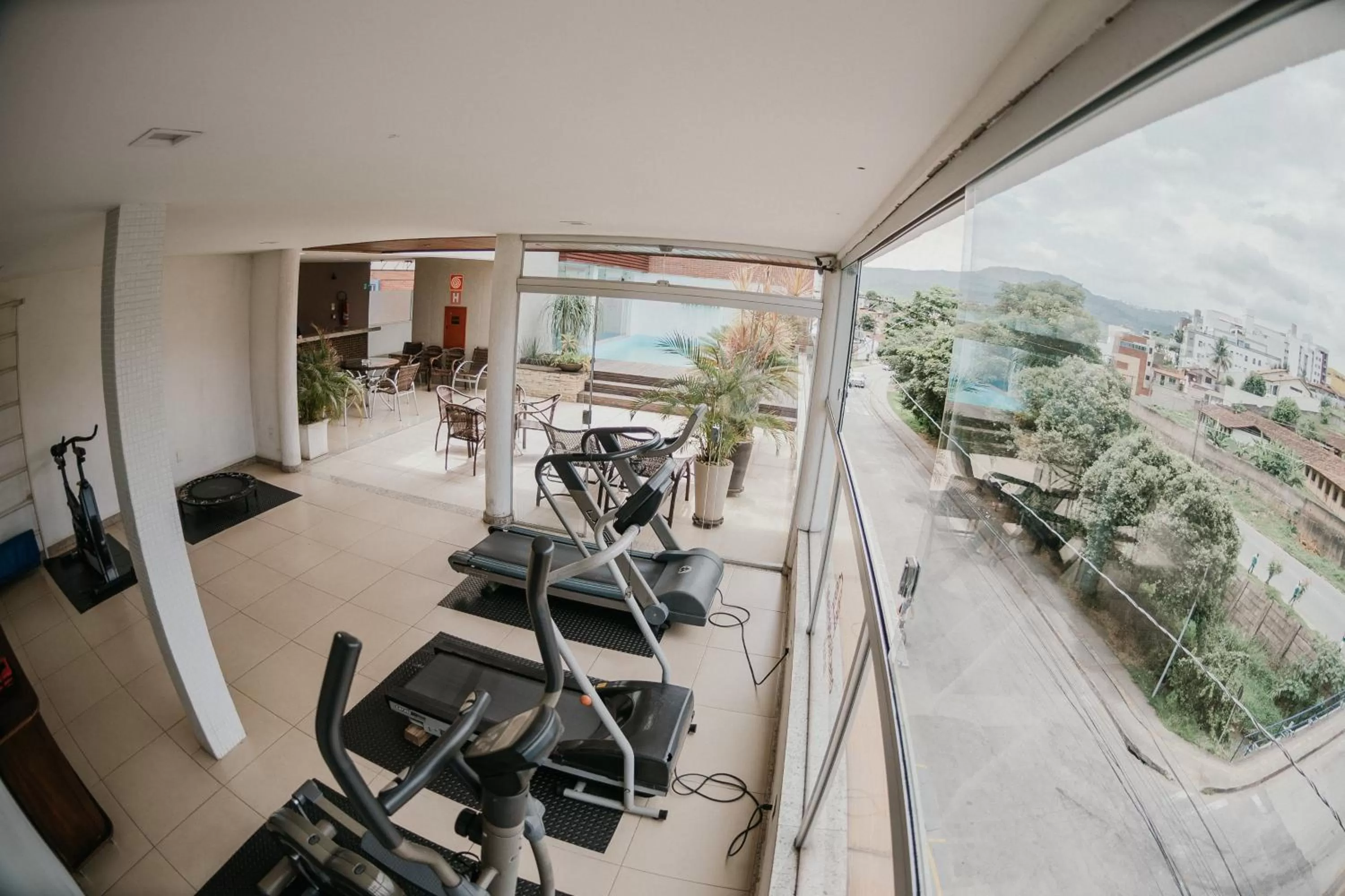 Balcony/Terrace, Fitness Center/Facilities in Hotel Metropolitano
