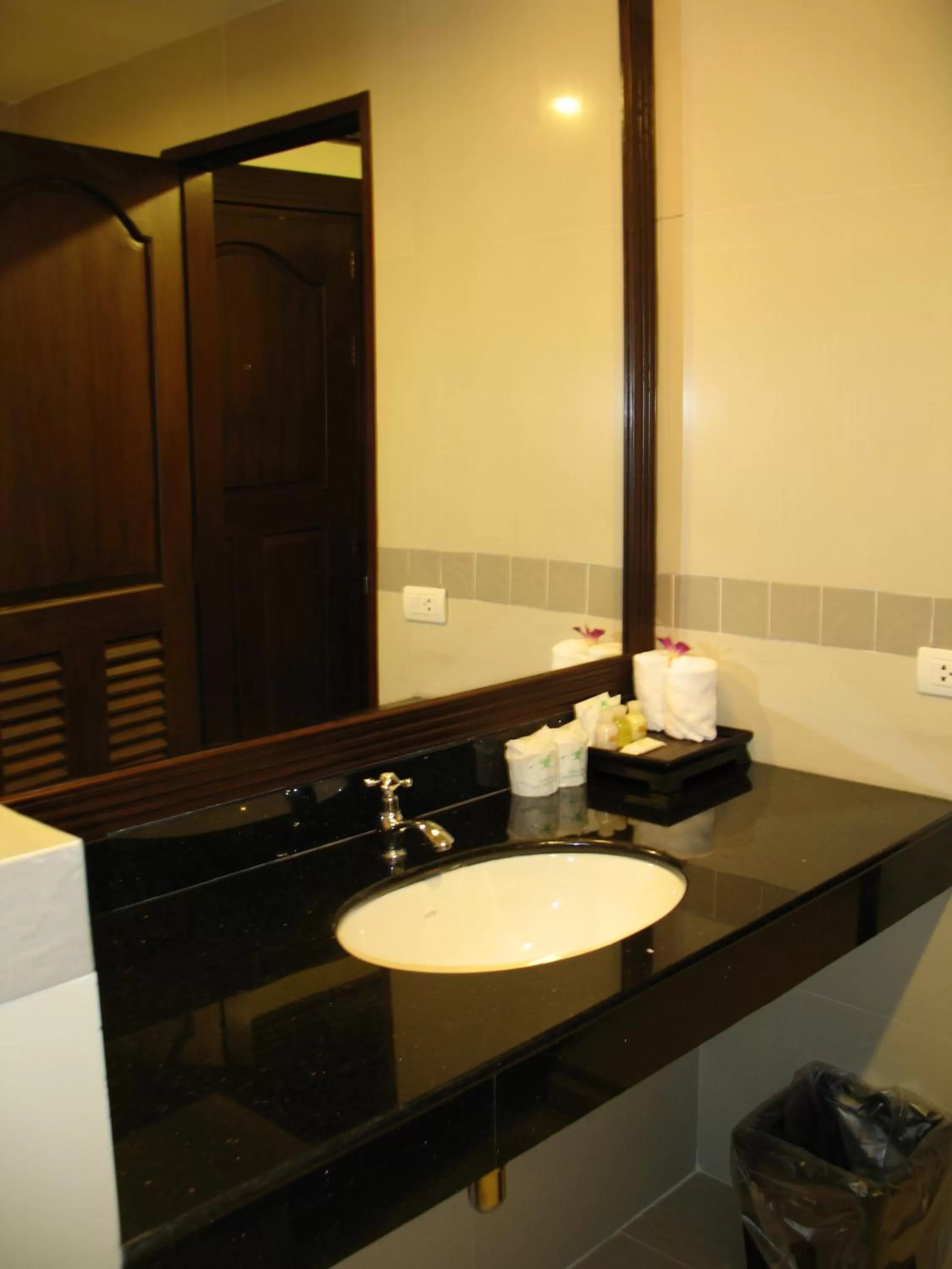 Bathroom in Wannara Hotel Hua Hin