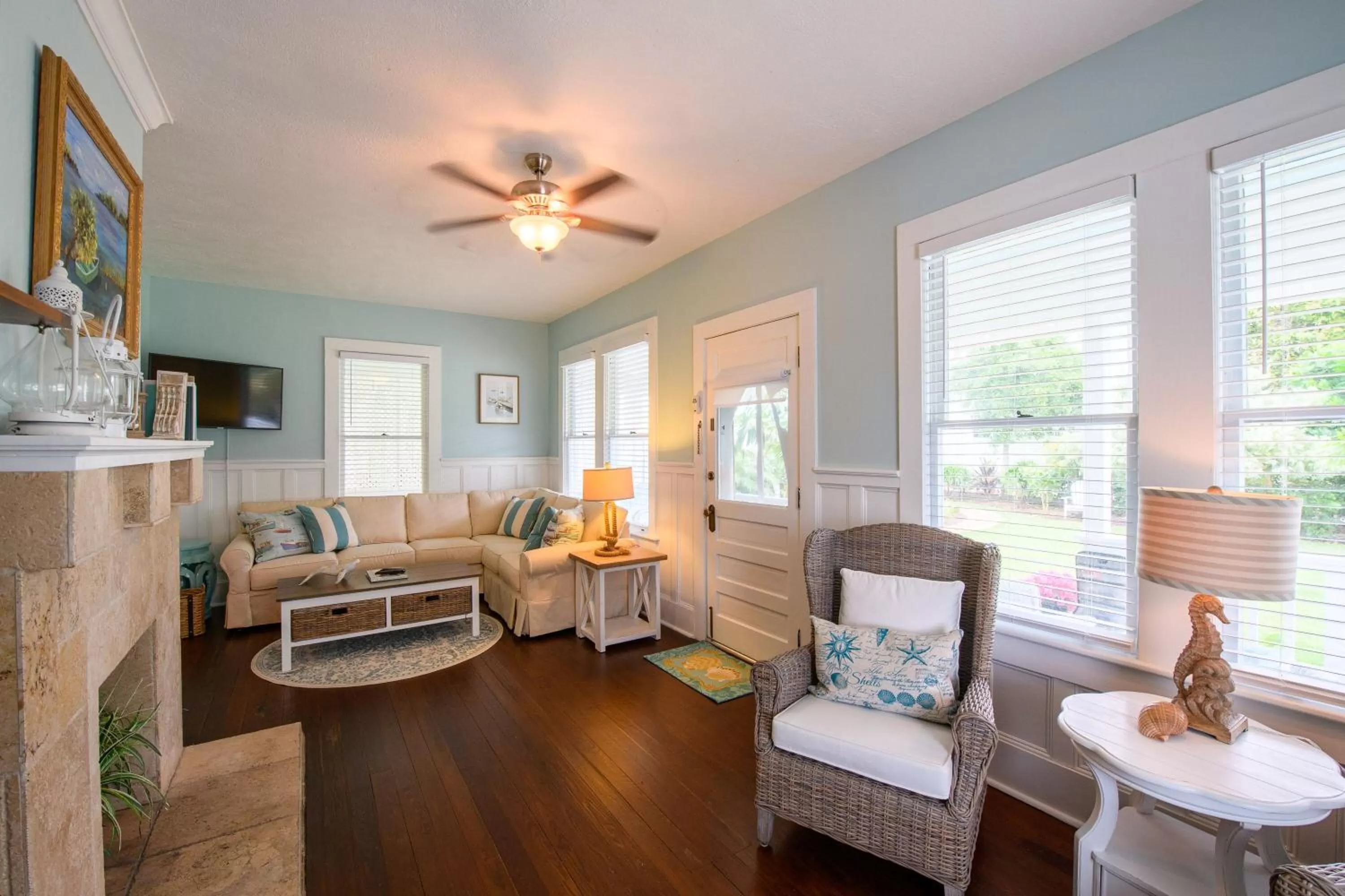 TV and multimedia in Old Colorado Inn