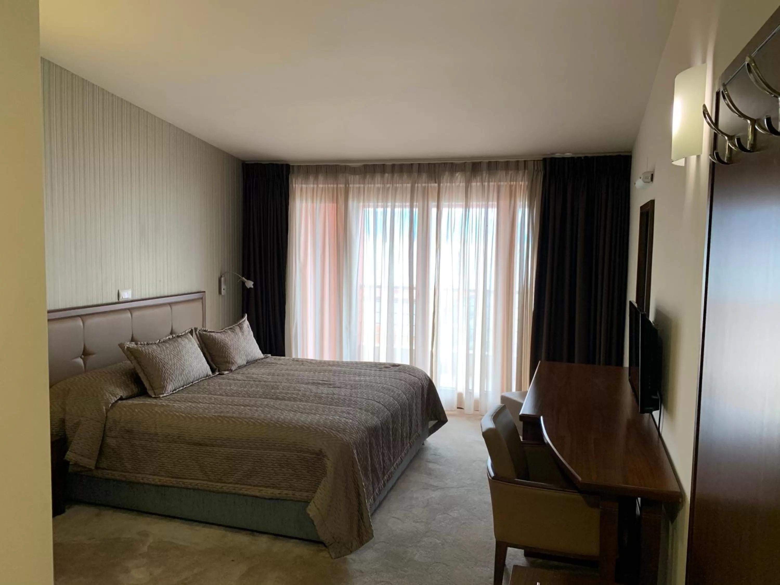 Photo of the whole room, Bed in Hotel Millennium