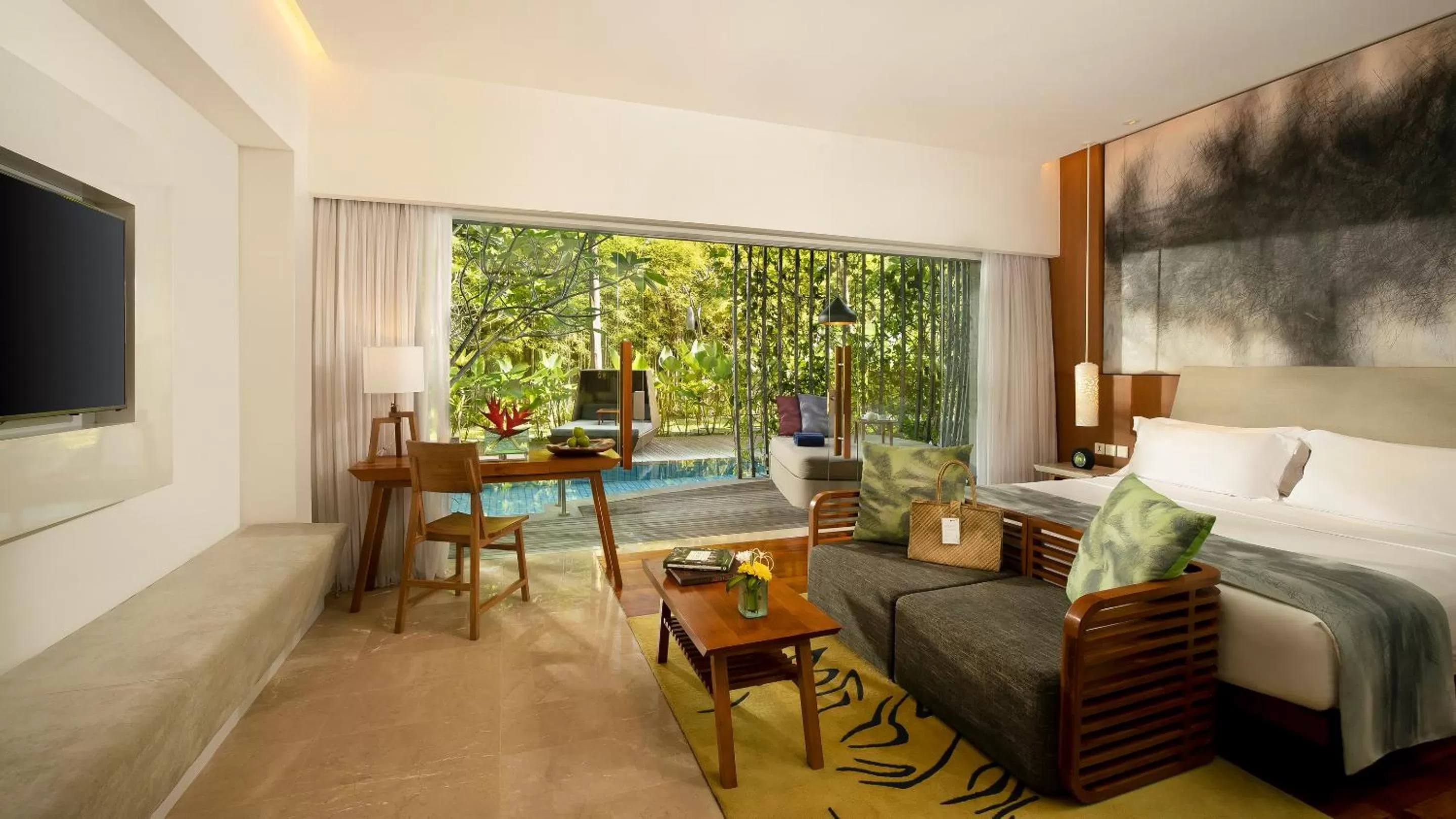 Bedroom, Bed in Maya Sanur Resort & Spa