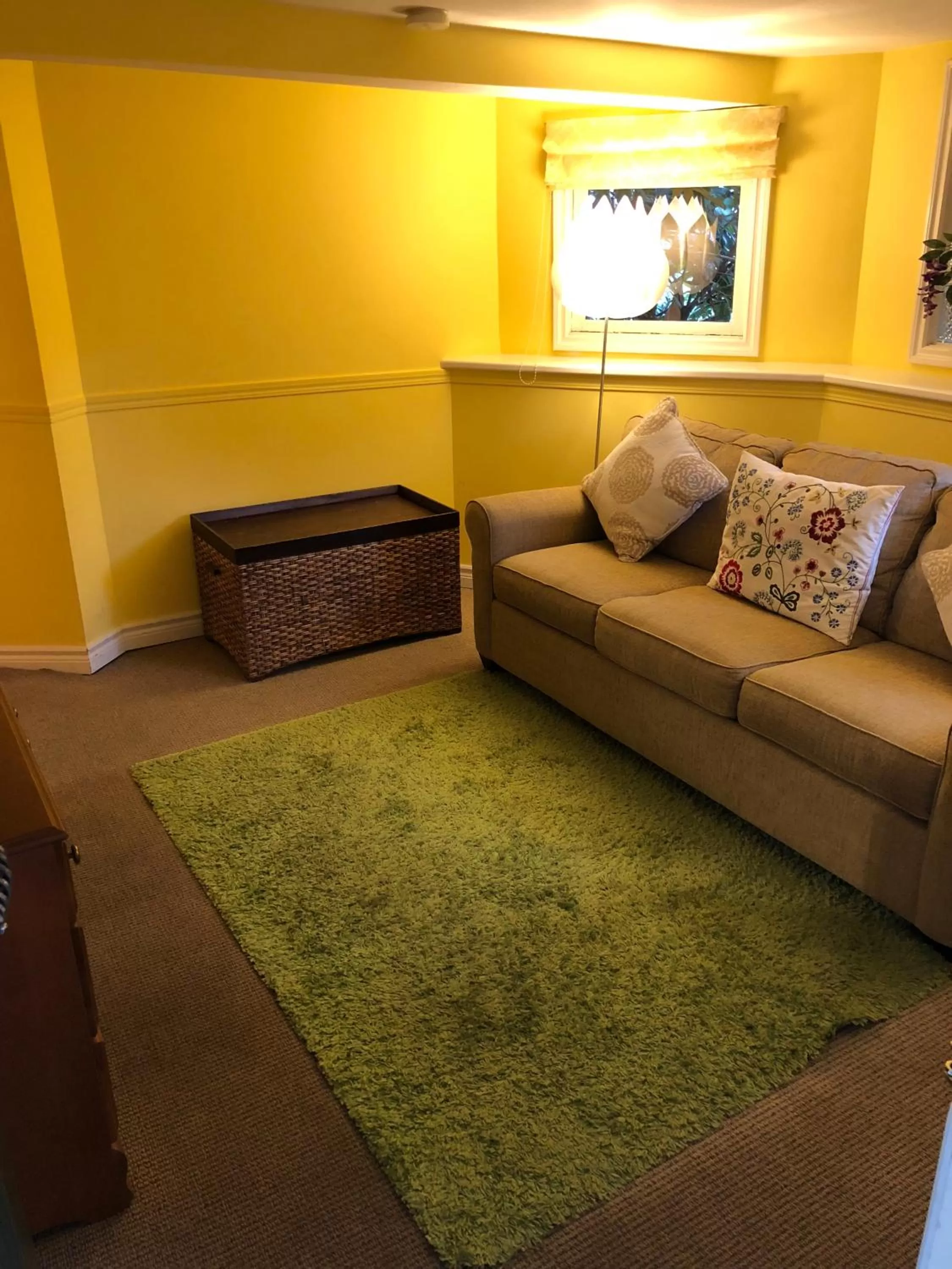 Seating area in Barclay House Bed and Breakfast
