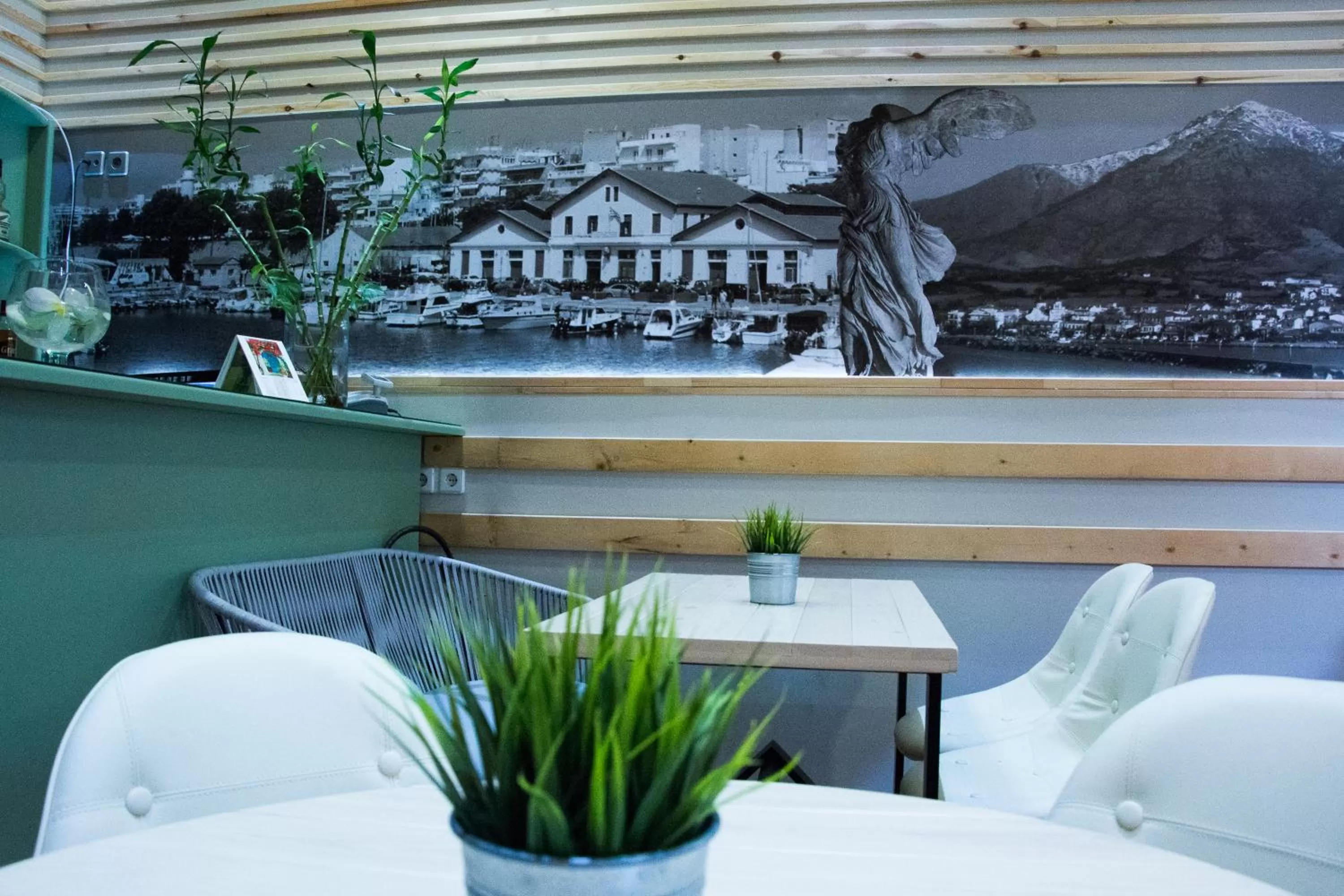 Decorative detail in Marianna Hotel