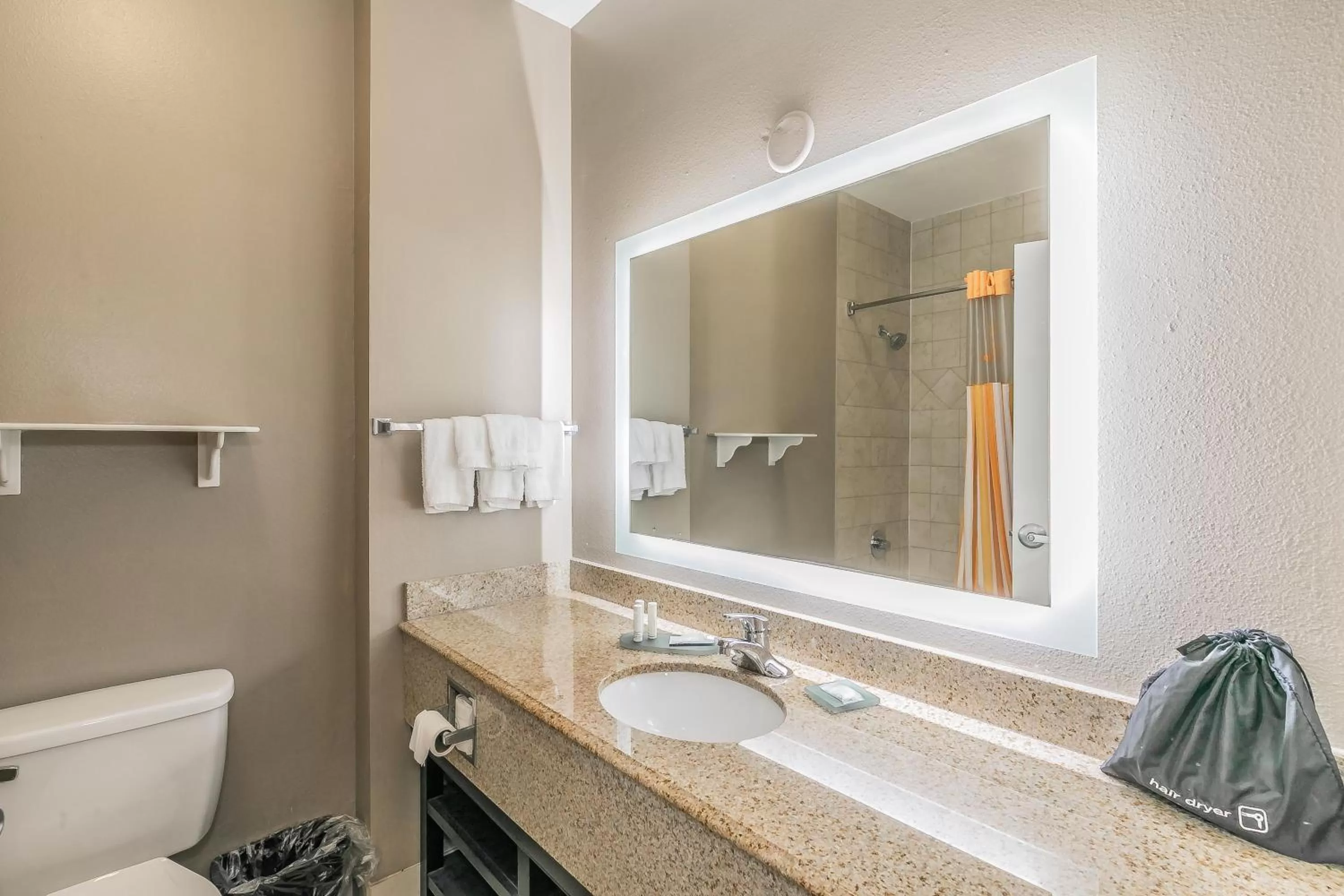 Queen Room with Two Queen Beds and Bath Tub - Mobility Accessible/Non-Smoking in La Quinta by Wyndham Granbury