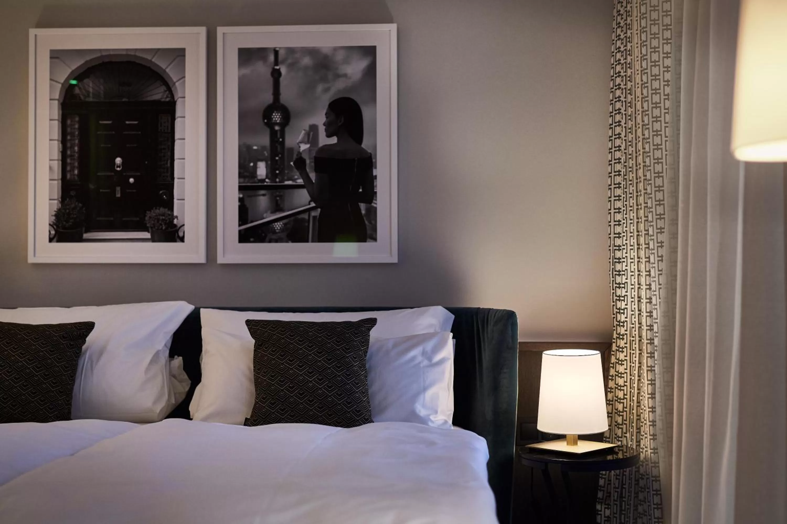 Bed in Clounys Hotel