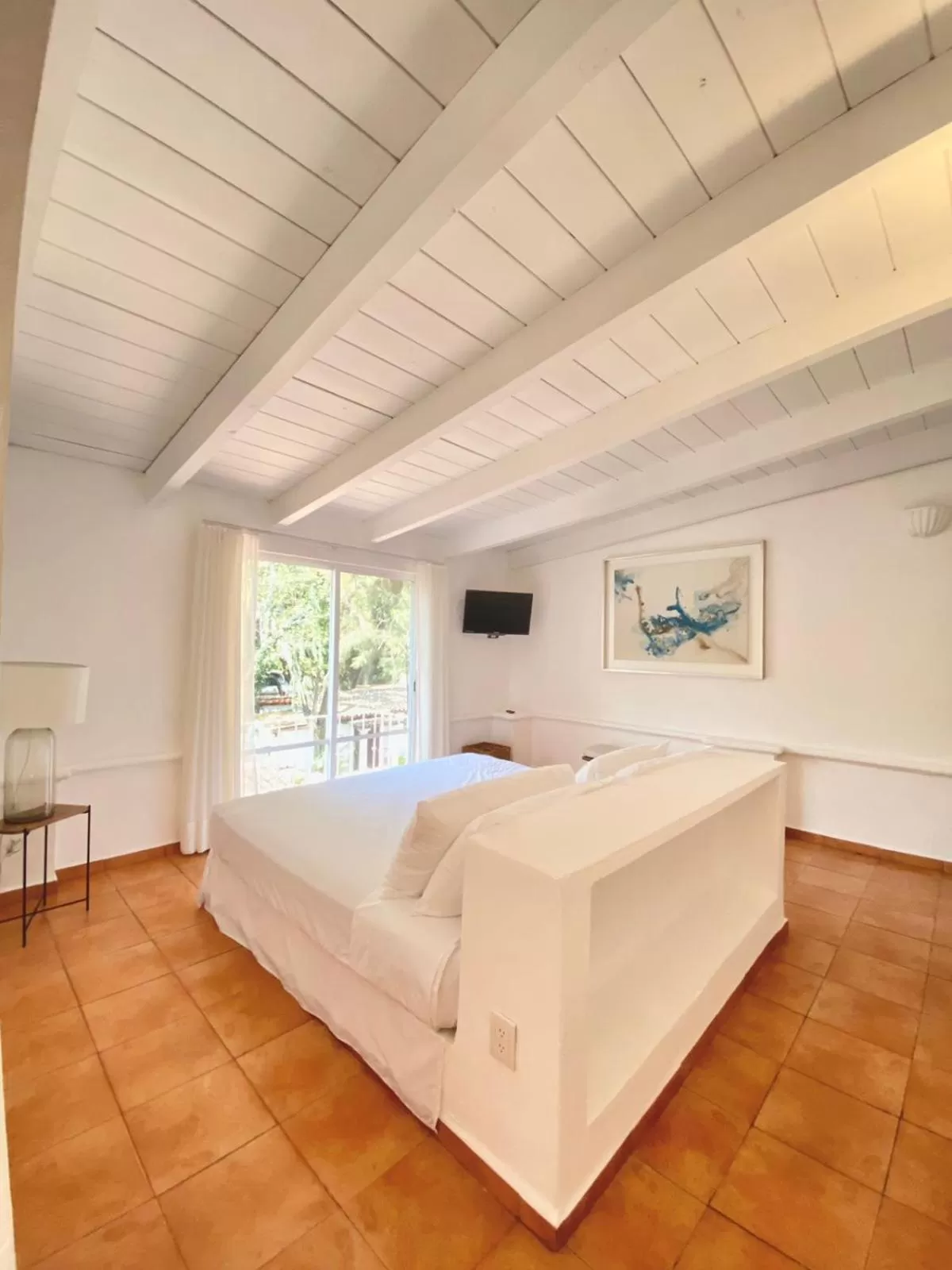 Photo of the whole room, Bed in Hotel Cala Blanca Cuernavaca