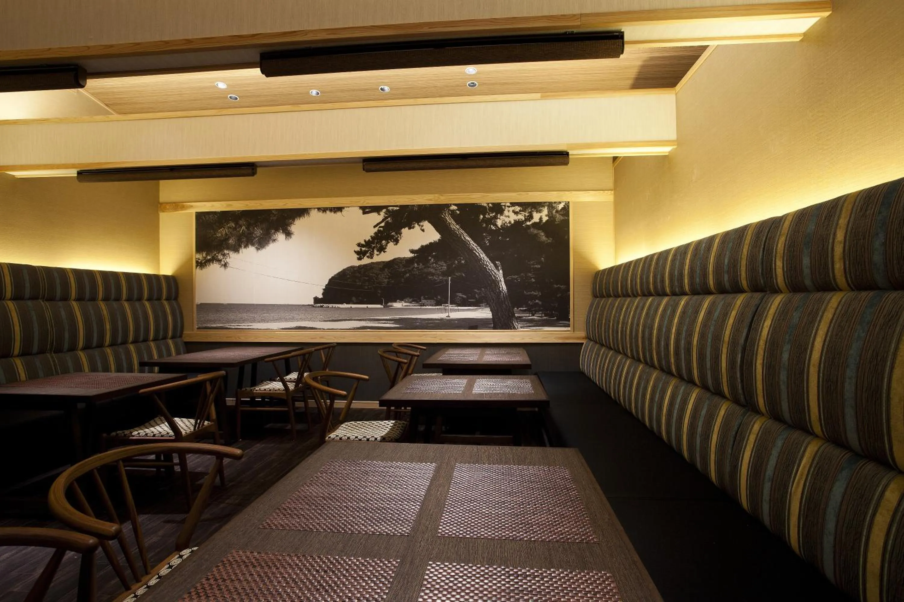 Restaurant/places to eat in Hanagoyomi