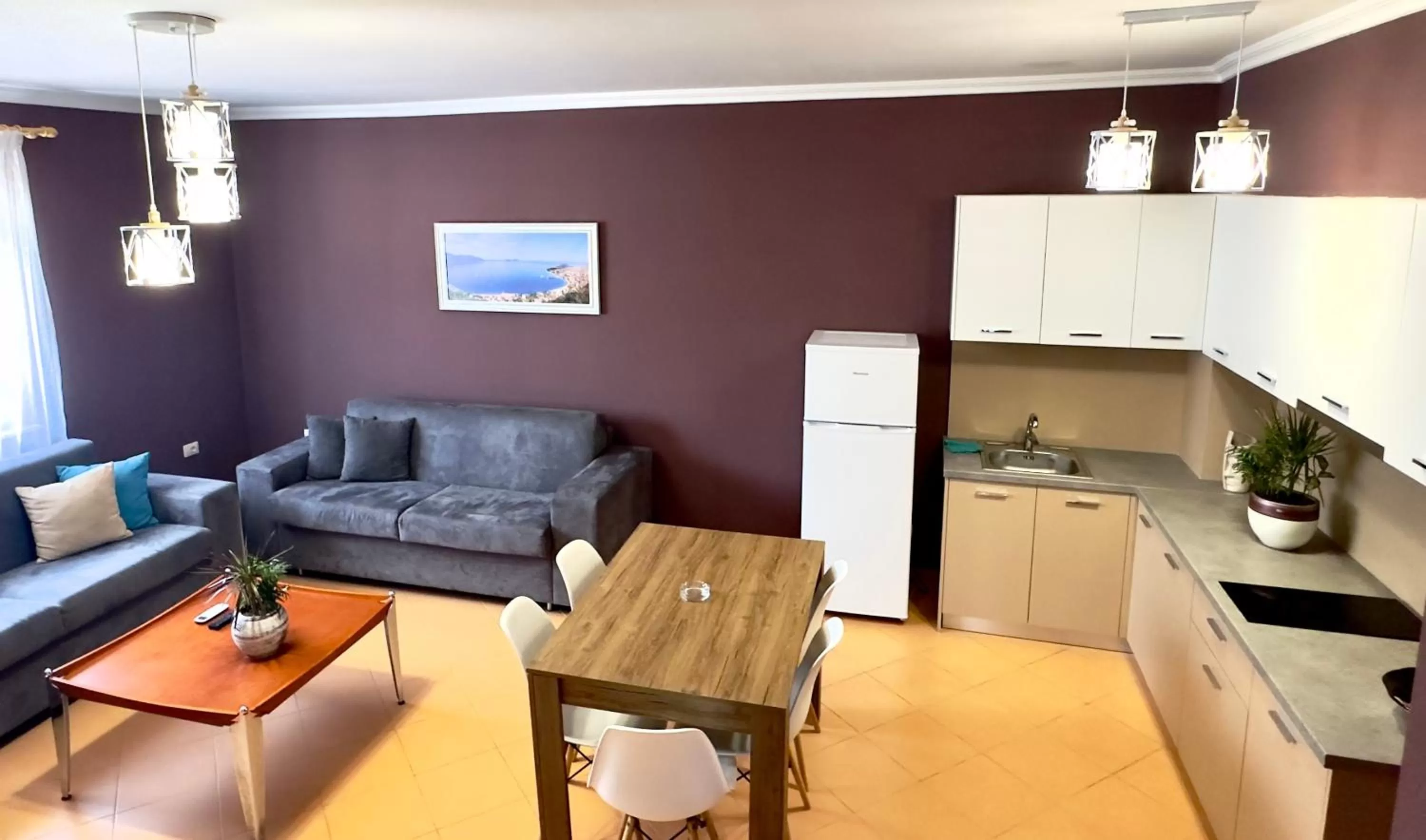 Kitchen or kitchenette, Kitchen/Kitchenette in FAMILY SUITE RESIDENCE