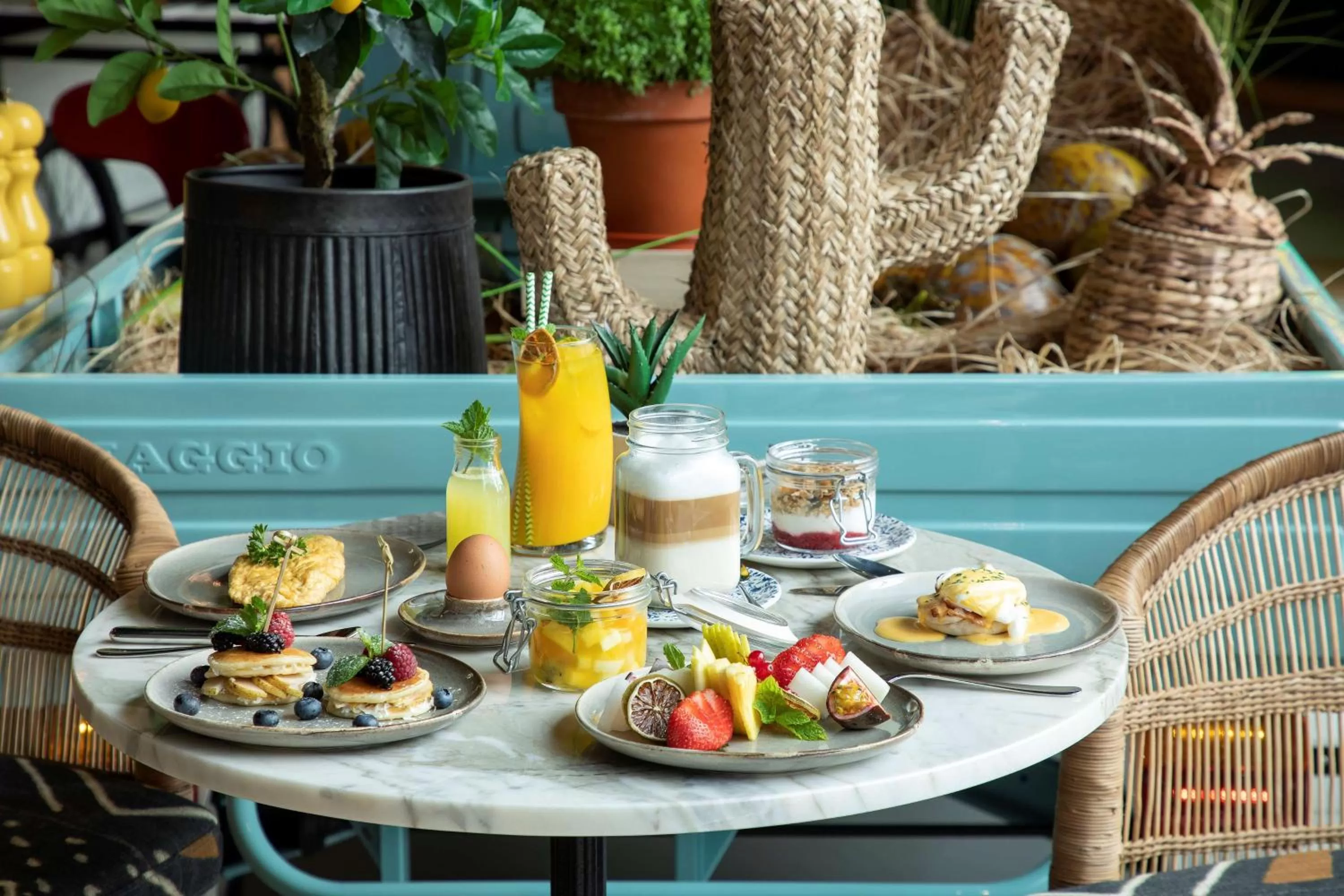 Restaurant/places to eat in Se Catedral Hotel Porto, Tapestry Collection By Hilton