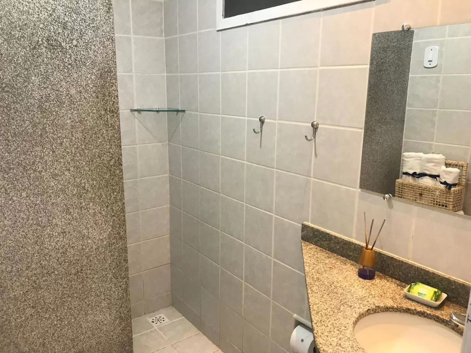 Shower, Bathroom in Pousada America do Sol