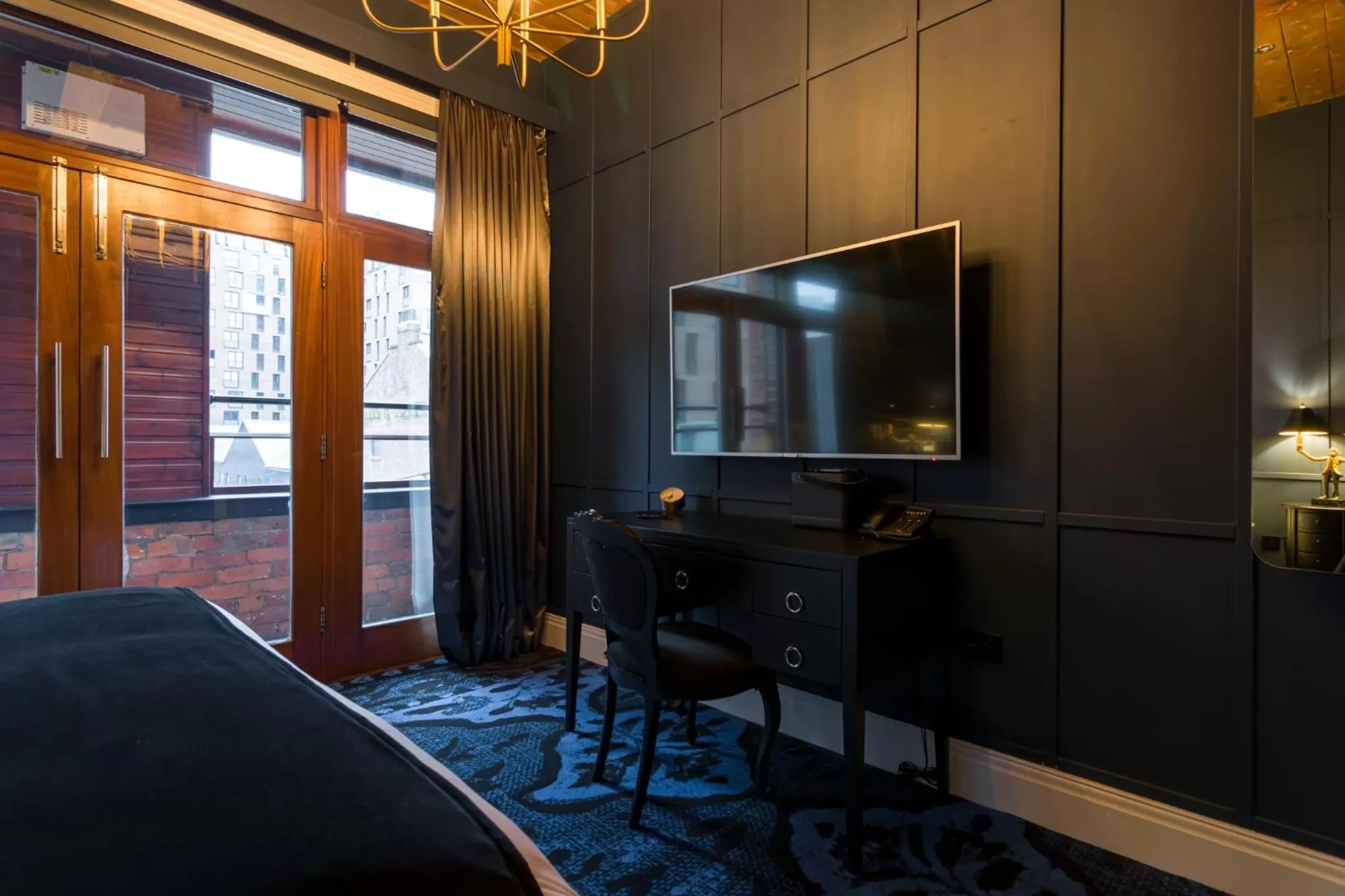 Bedroom in Velvet Hotel Manchester, WorldHotels Crafted