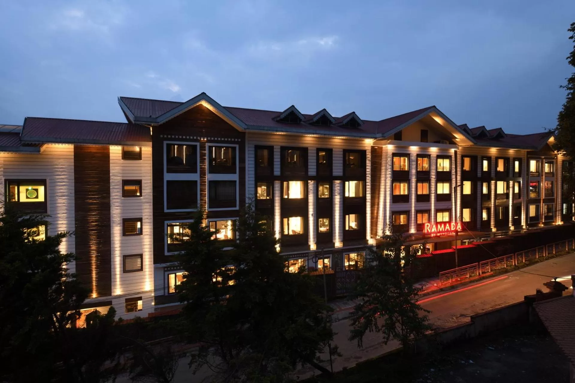 Ramada by Wyndham Gangtok Hotel & Casino Golden