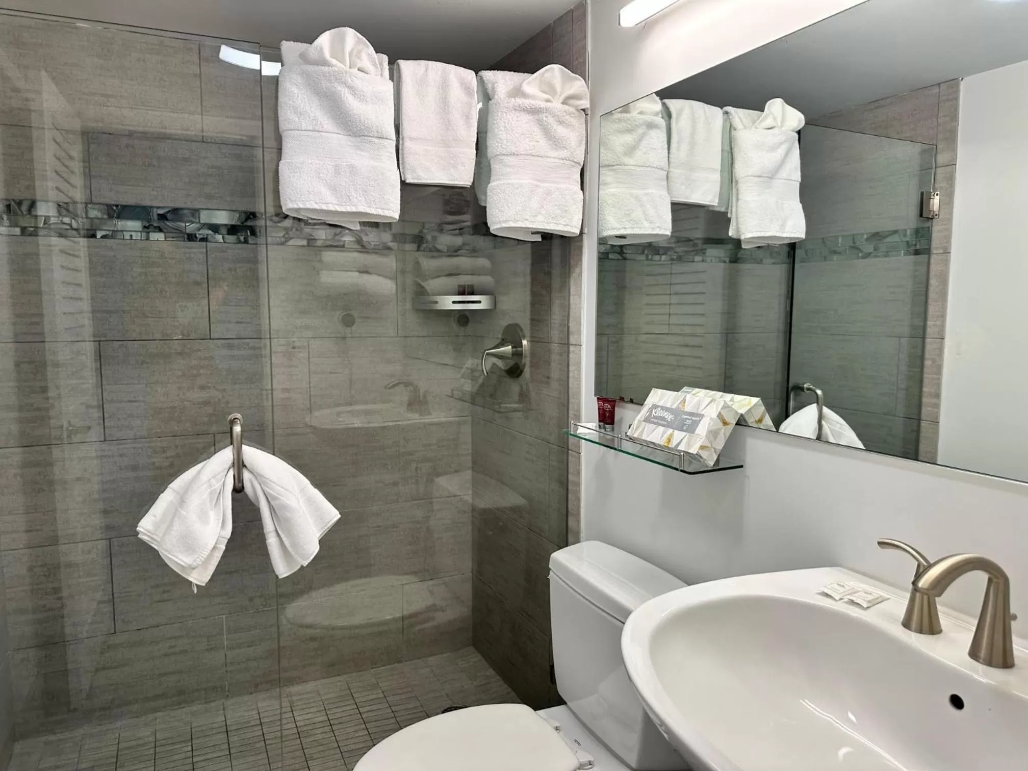 Bathroom in Gilbert's Resort & Marina