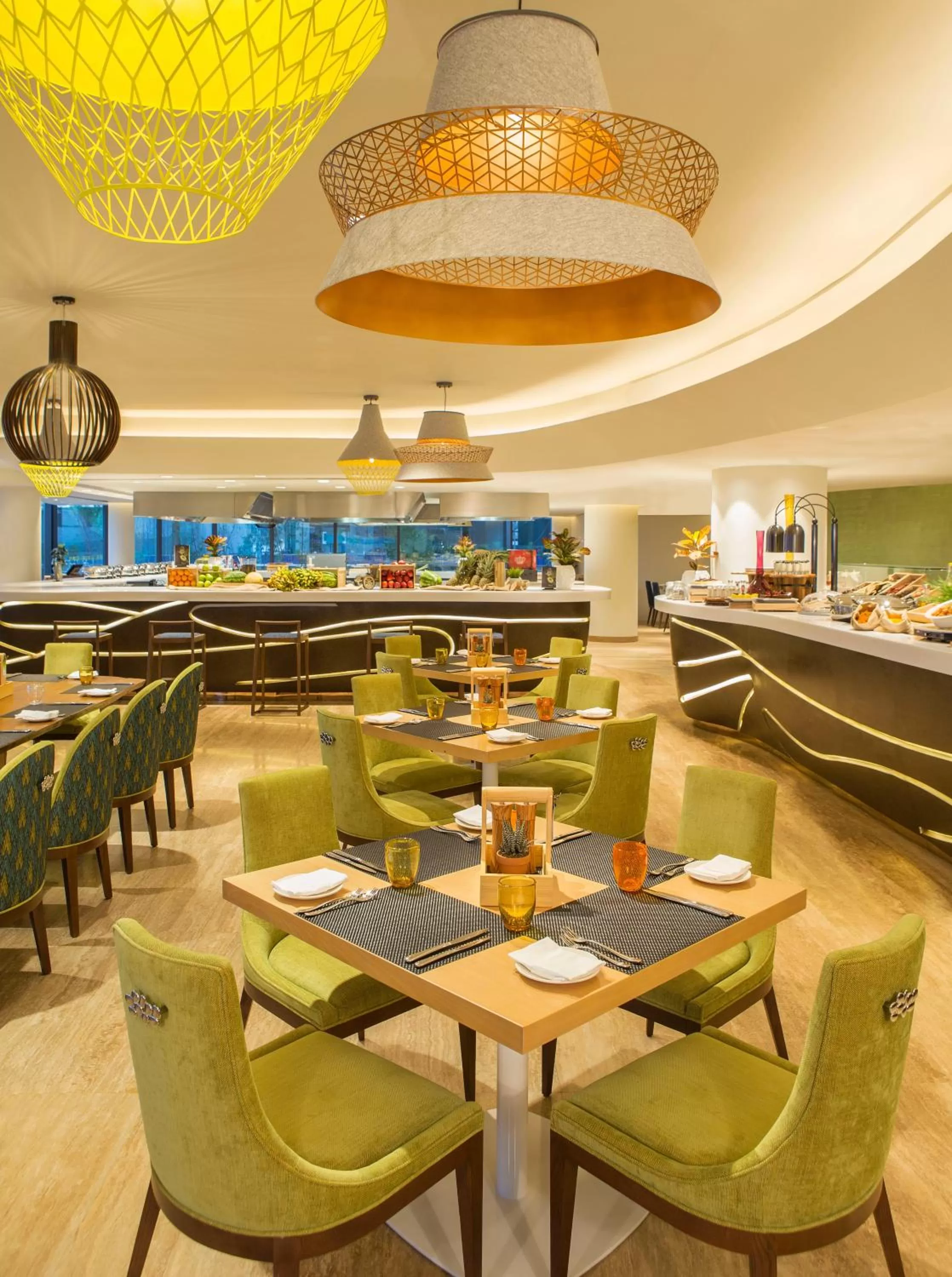 Meals in The Retreat Palm Dubai MGallery by Sofitel