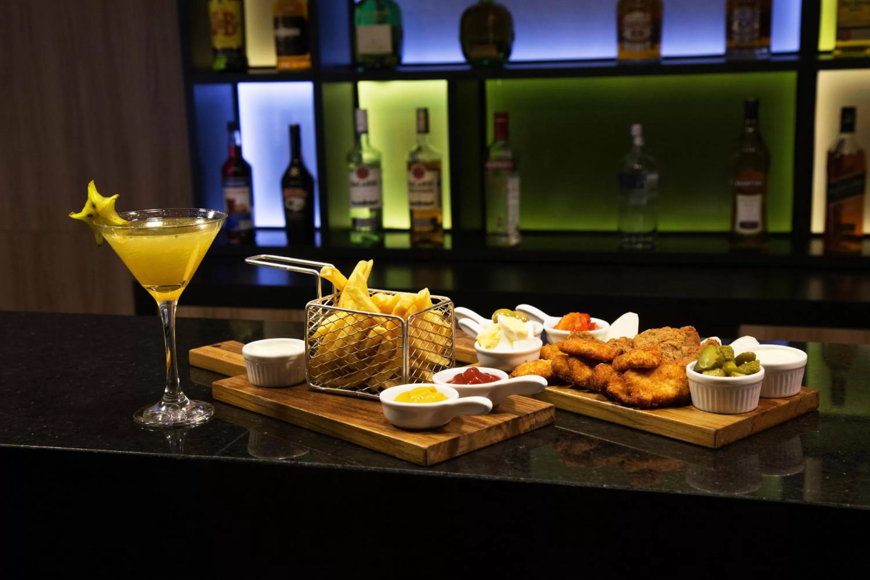 Food and drinks in Rio Hotel by Bourbon Ciudad Del Este
