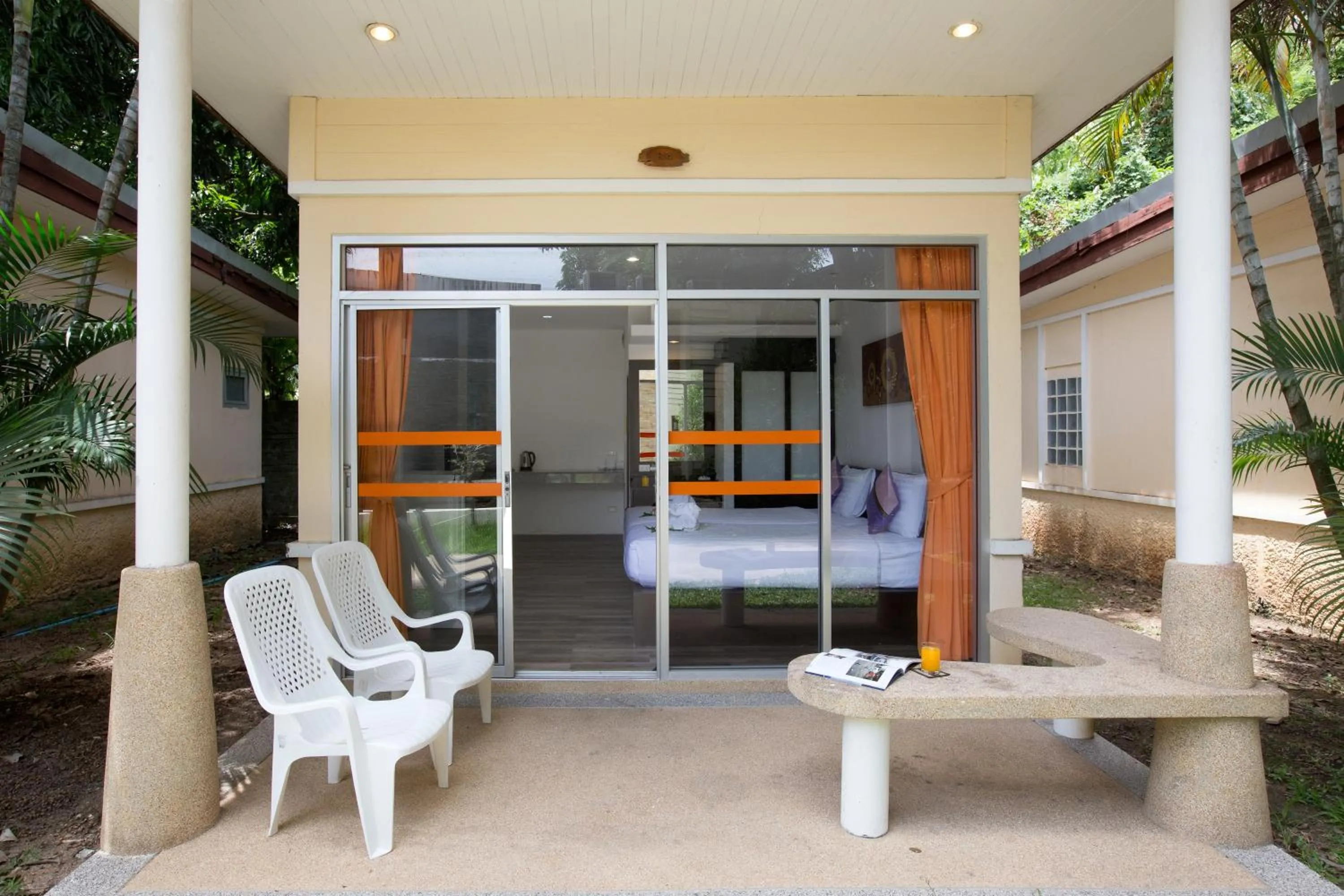 Coffee/tea facilities in Phuket Sea Resort SHA Extra Plus