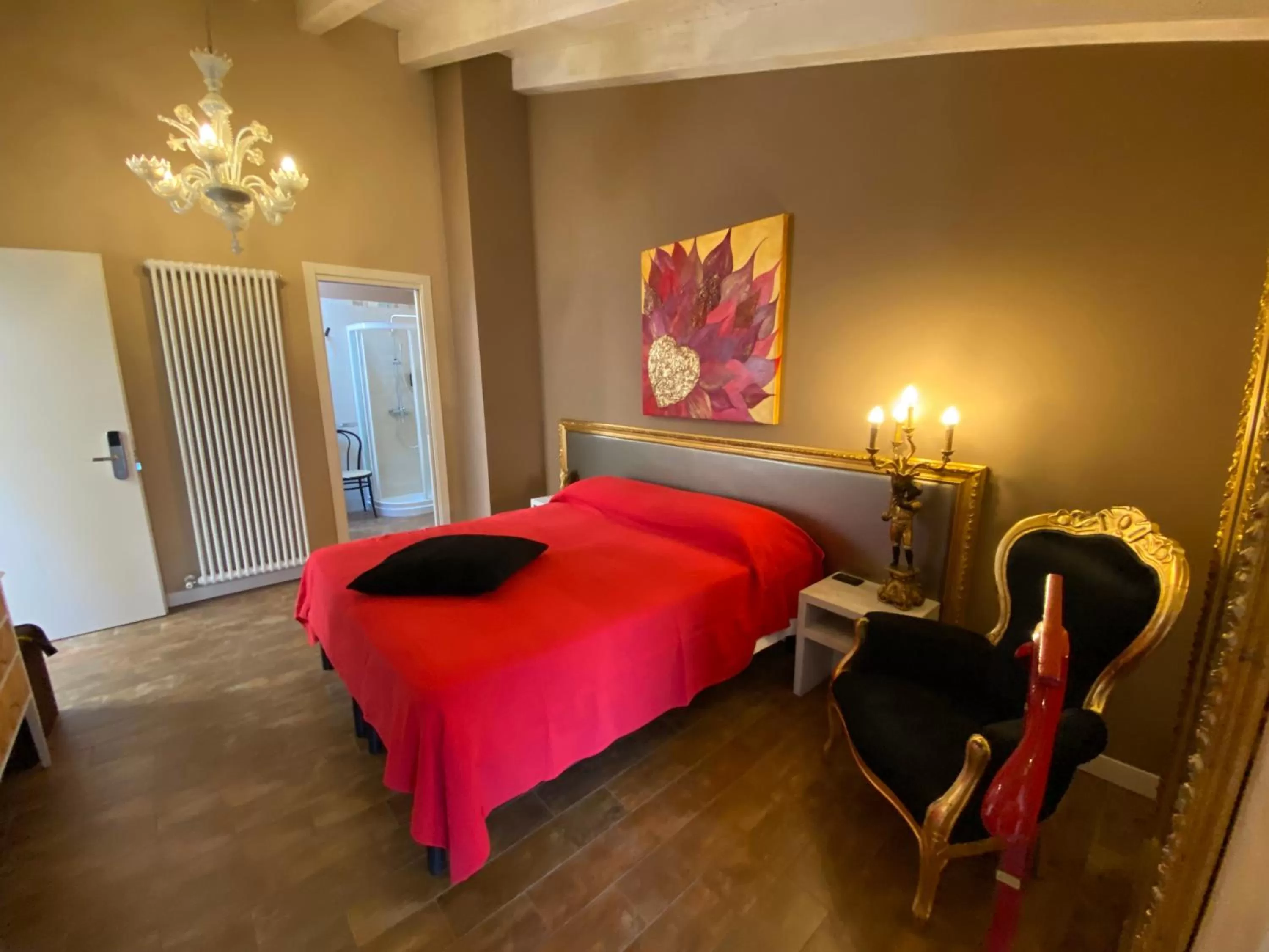 Bathroom, Bed in Le Fate Corbezzole