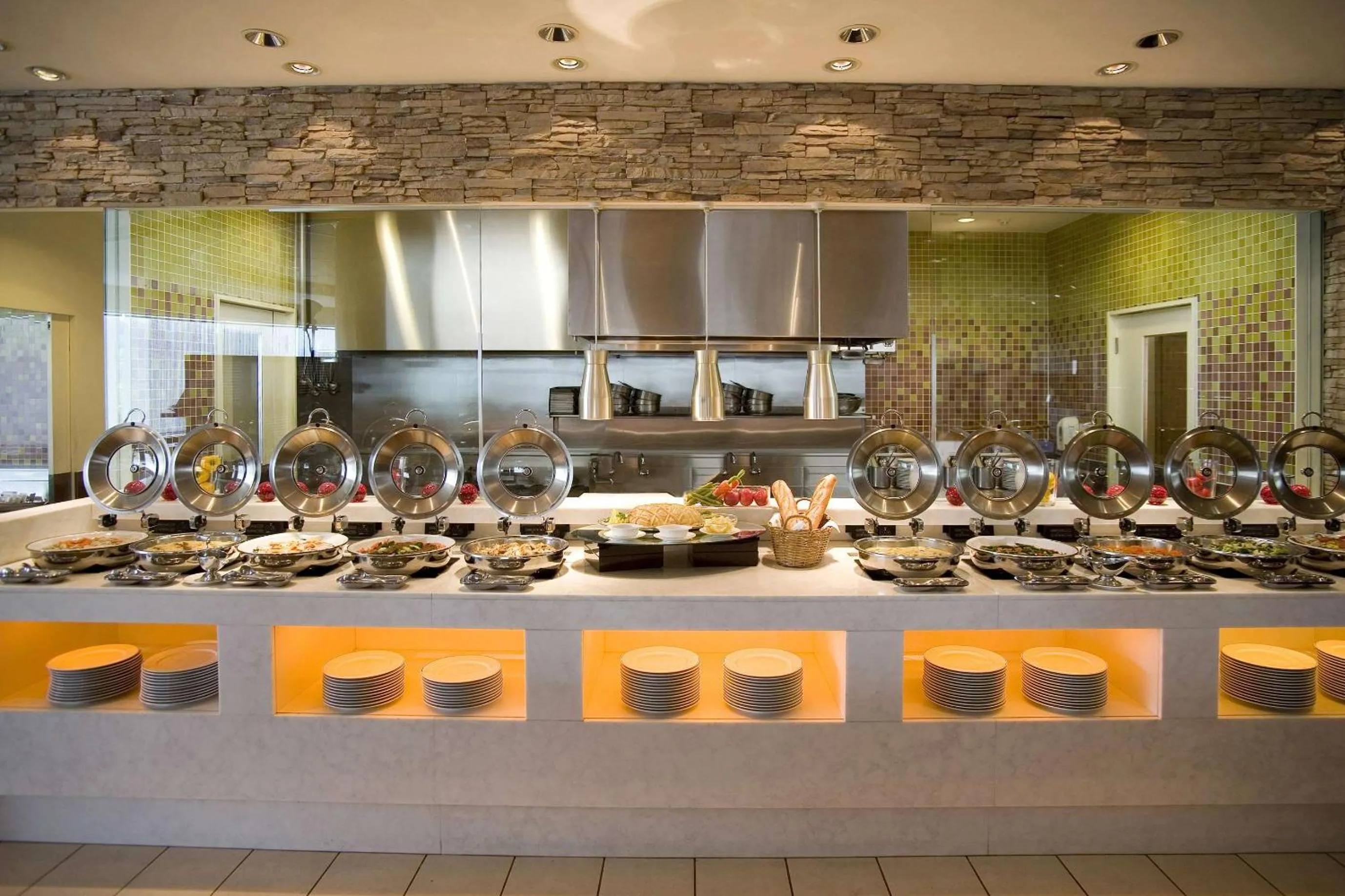 Restaurant/places to eat in Hilton Tokyo Narita Airport