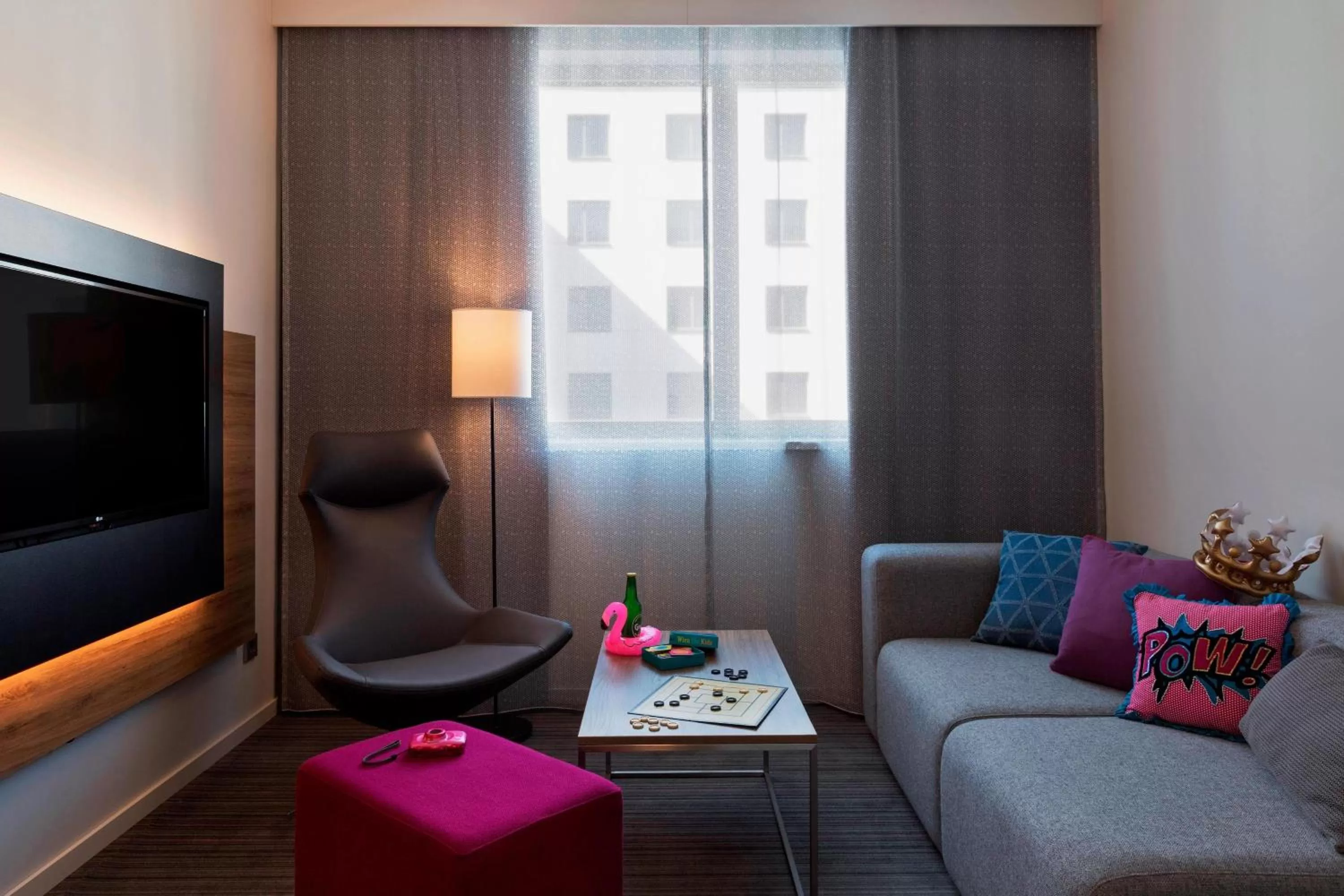 Living room in MOXY Vienna Airport