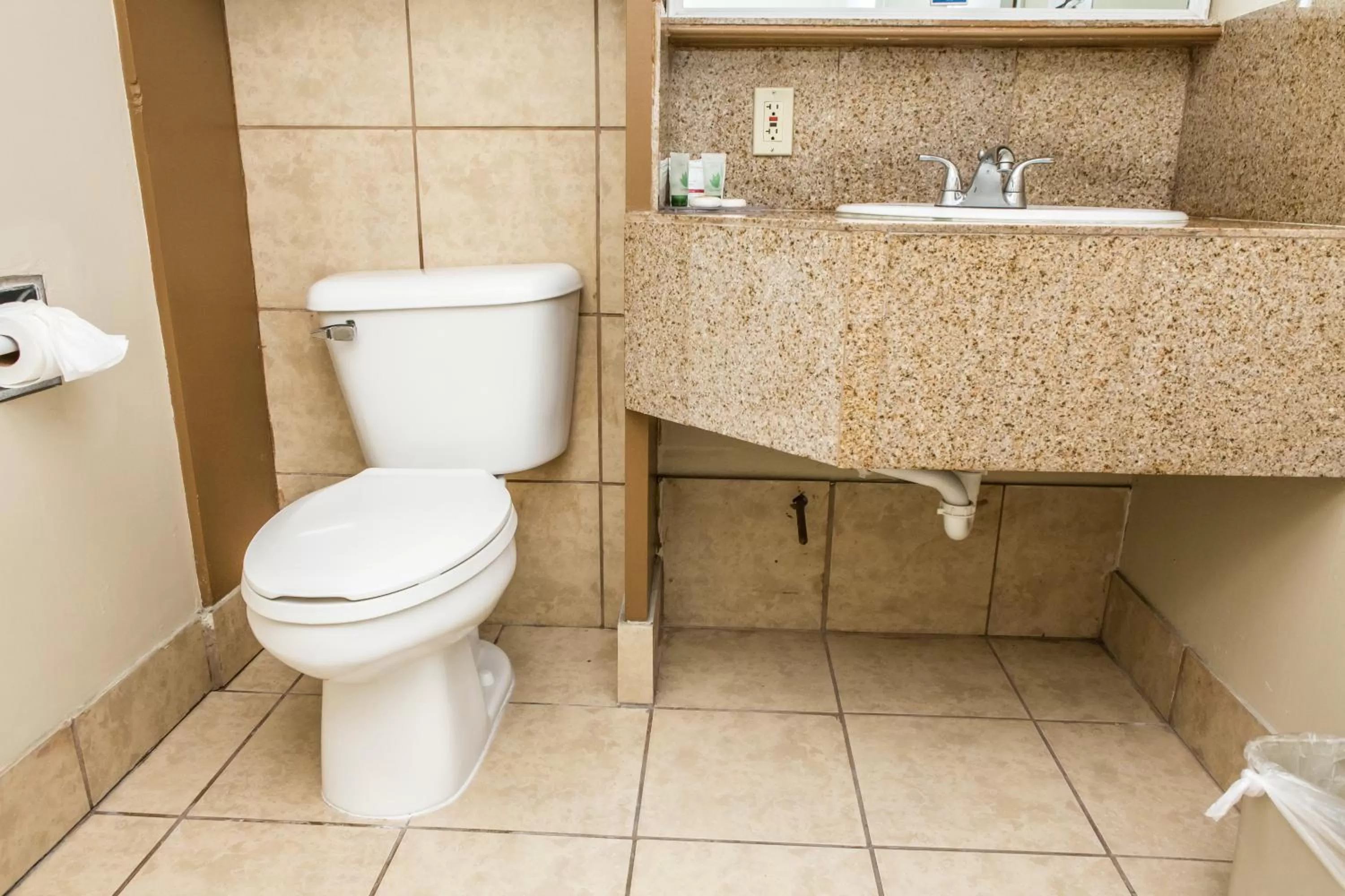 Bathroom in Pelican Inn